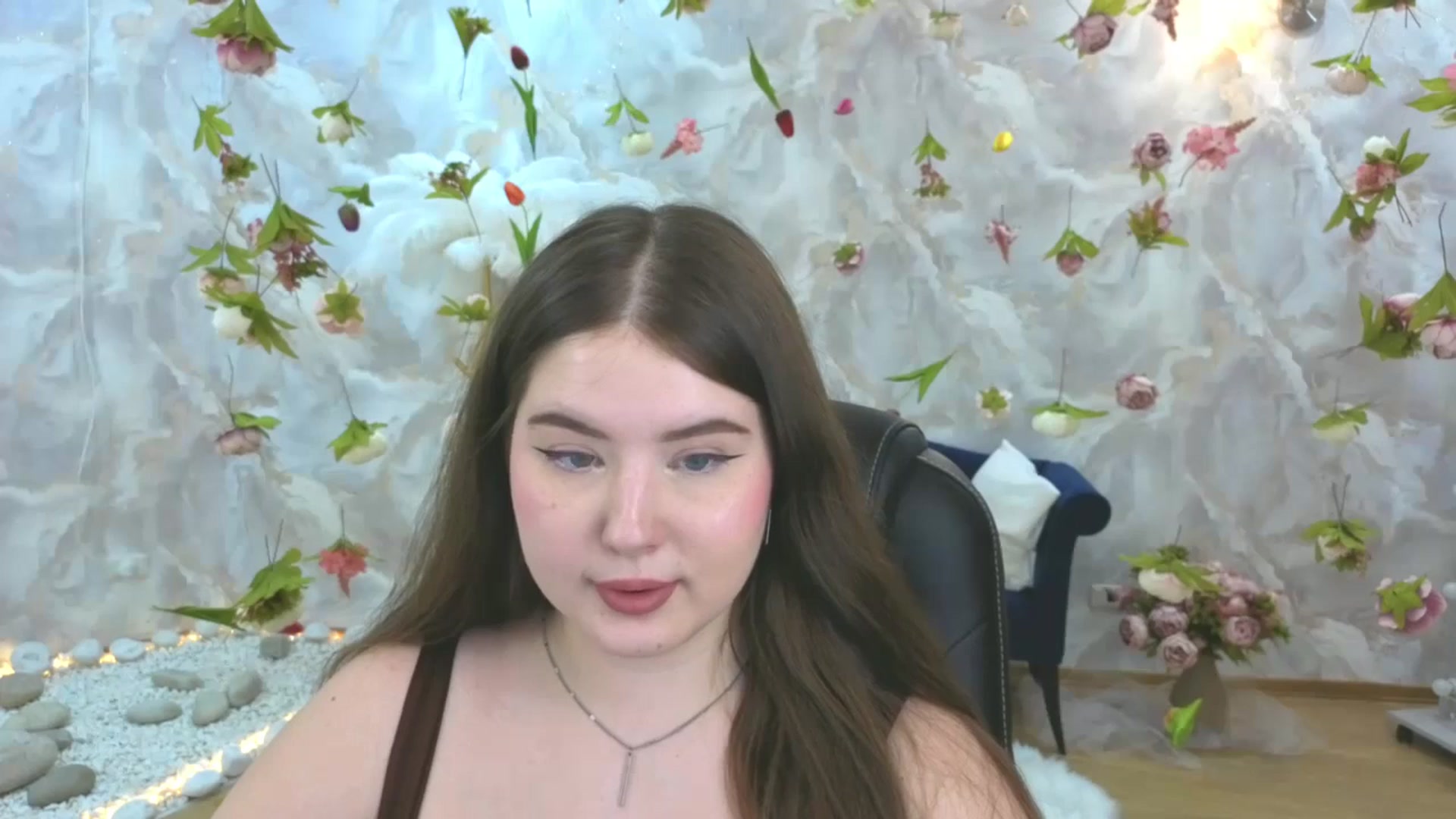 Gallery image thumbnail from EnigmaVeil's myfreecams stream on, 03/18/2026, 09:47 image 17 of 20