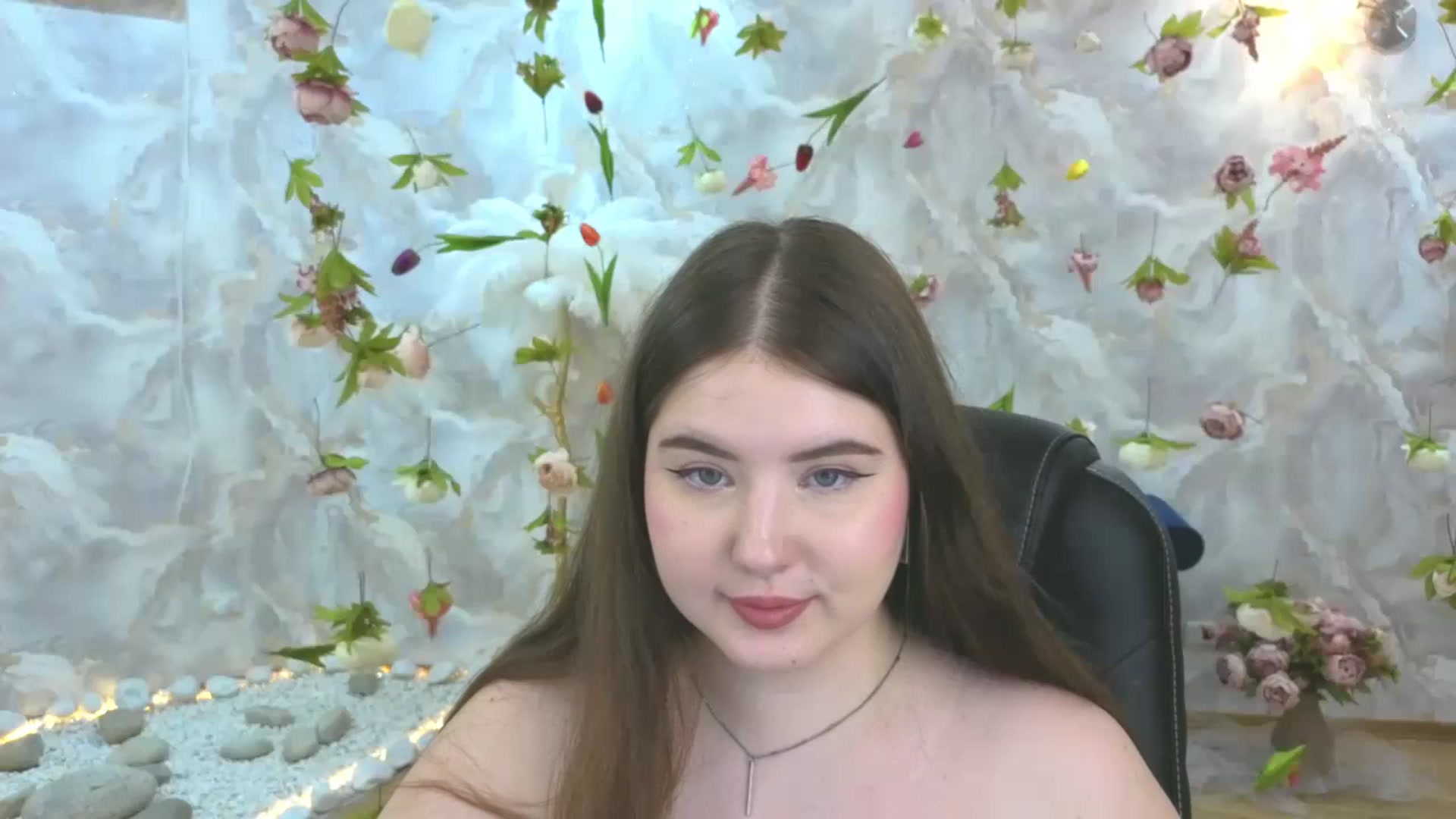 Gallery image thumbnail from EnigmaVeil's myfreecams stream on, 03/18/2026, 12:07 image 8 of 20
