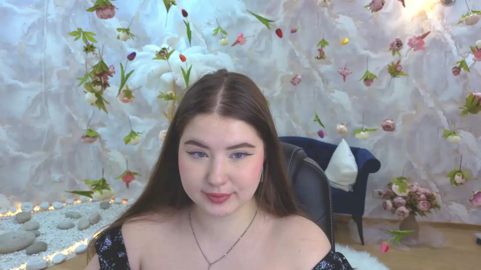 Gallery image thumbnail from EnigmaVeil's myfreecams stream on, 03/19/2026, 21:48 image 7 of 20