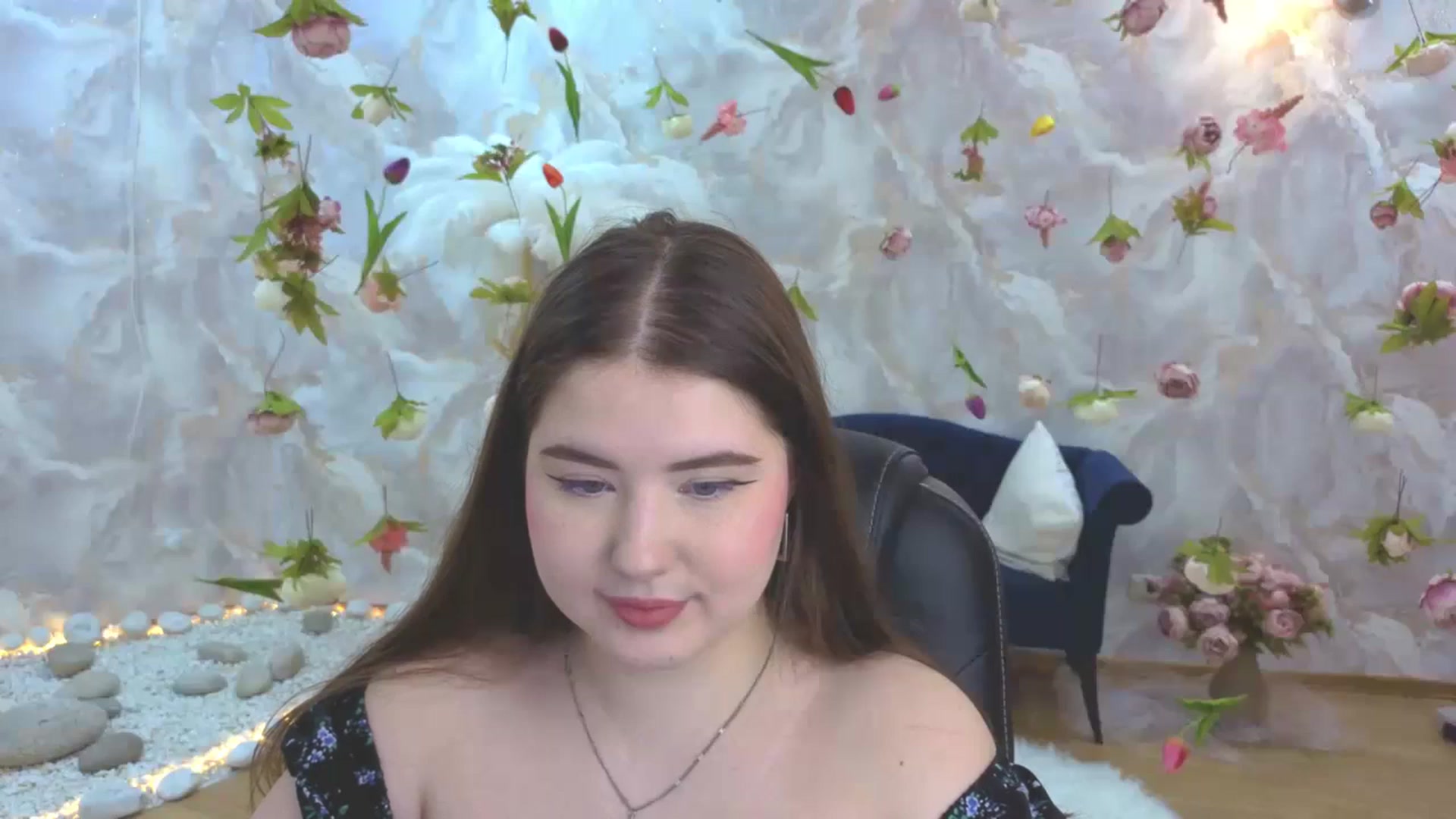 Gallery image thumbnail from EnigmaVeil's myfreecams stream on, 03/19/2026, 21:48 image 8 of 20
