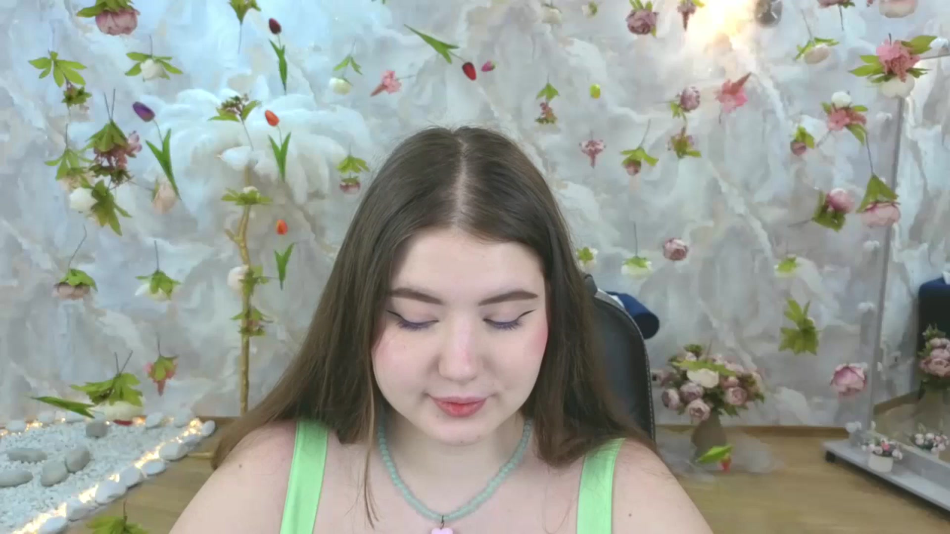 Gallery image thumbnail from EnigmaVeil's myfreecams stream on, 03/21/2026, 18:36 image 15 of 20