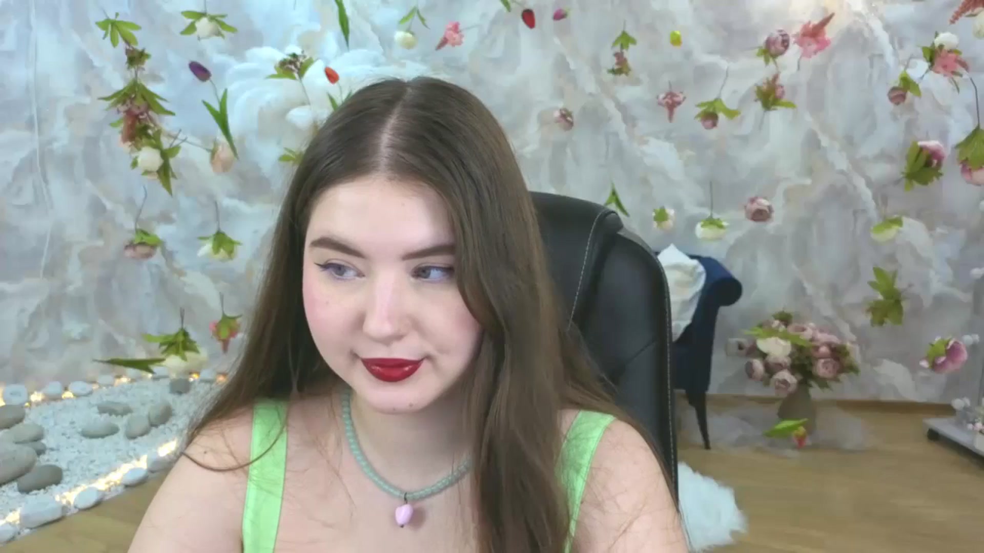 Gallery image thumbnail from EnigmaVeil's myfreecams stream on, 03/21/2026, 21:37 image 15 of 20