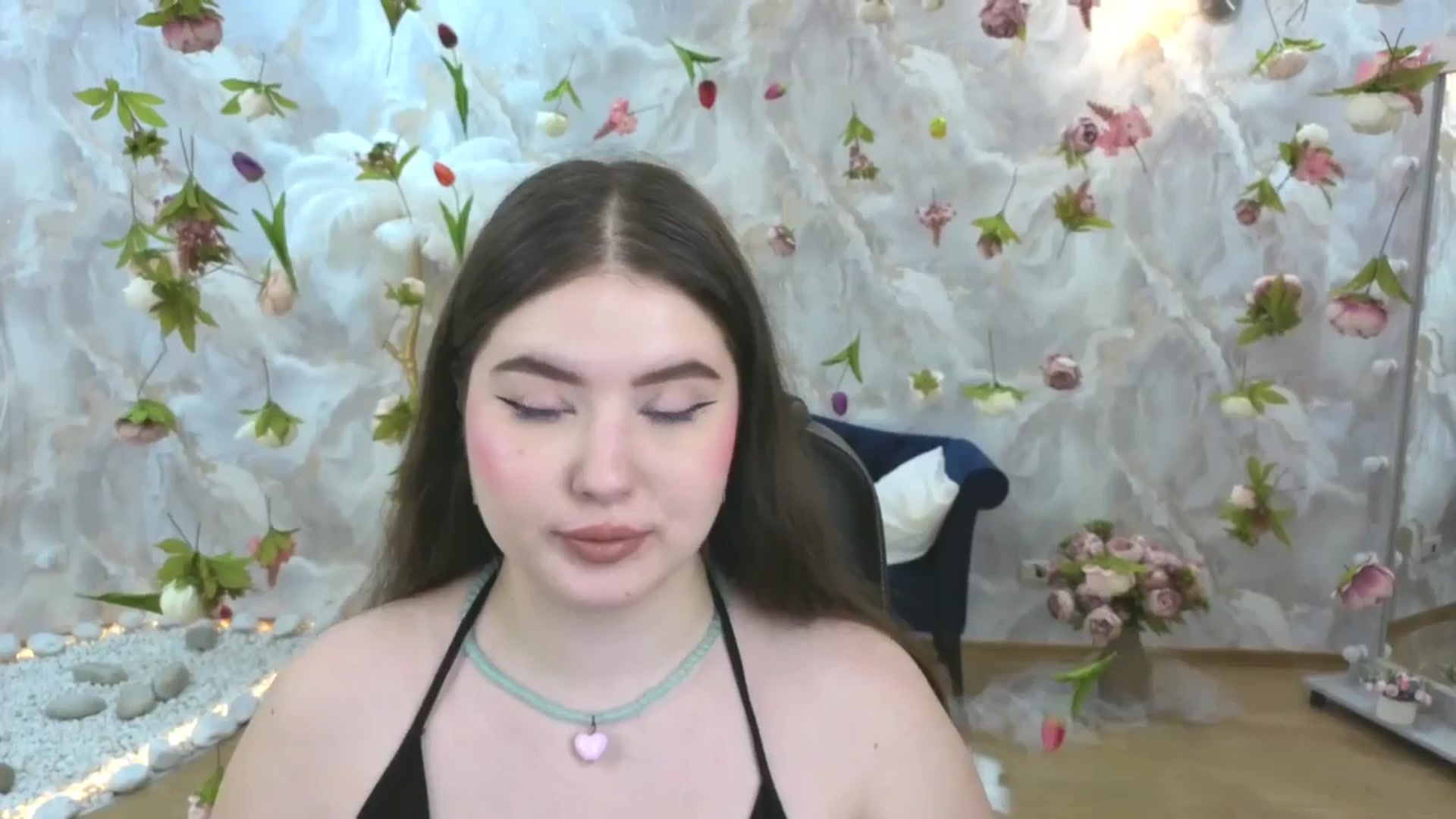 Gallery image thumbnail from EnigmaVeil's myfreecams stream on, 03/22/2026, 19:34 image 4 of 20