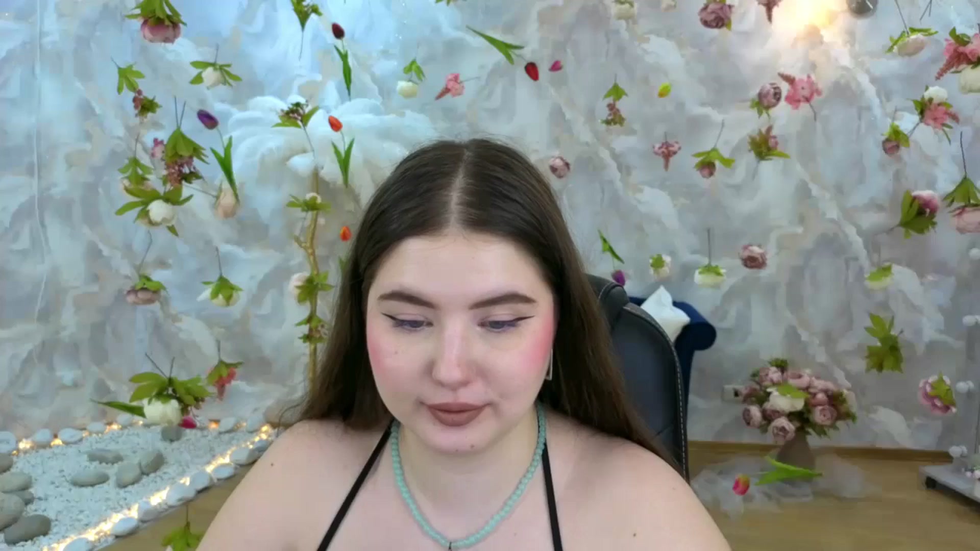 Gallery image thumbnail from EnigmaVeil's myfreecams stream on, 03/23/2026, 01:04 image 2 of 20