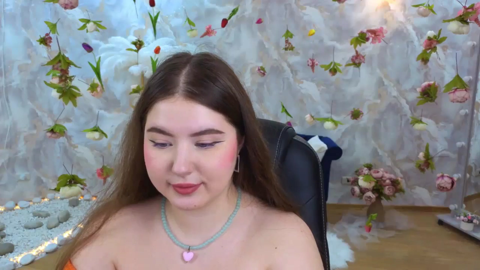 Gallery image thumbnail from EnigmaVeil's myfreecams stream on, 03/24/2026, 14:21 image 20 of 20