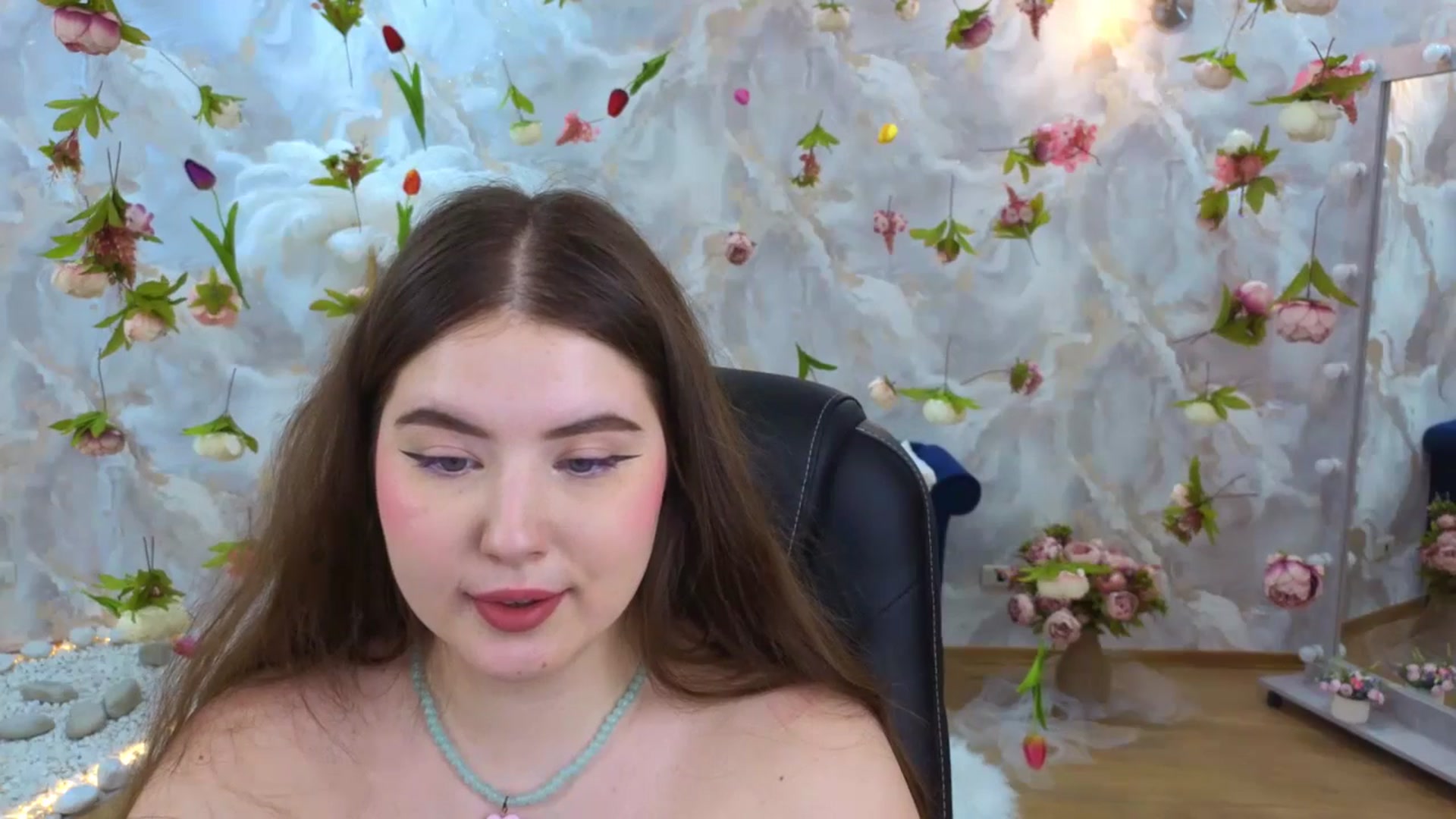 Gallery image thumbnail from EnigmaVeil's myfreecams stream on, 03/24/2026, 16:26 image 13 of 20