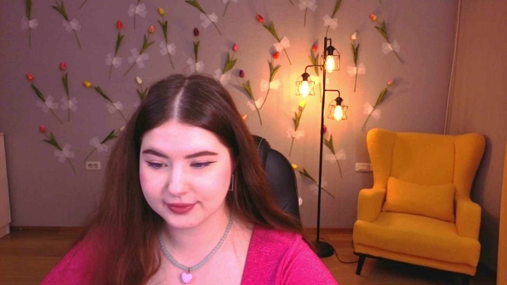Gallery image thumbnail from EnigmaVeil's myfreecams stream on, 03/25/2026, 12:07 image 15 of 20