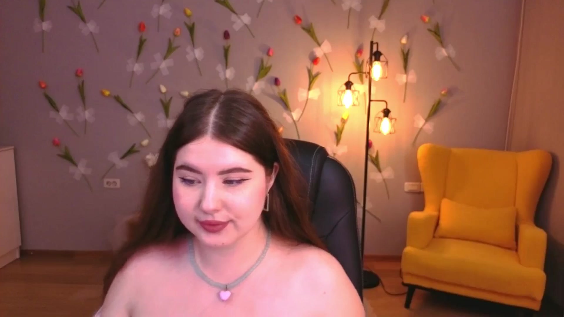 Gallery image thumbnail from EnigmaVeil's myfreecams stream on, 03/25/2026, 16:17 image 9 of 20