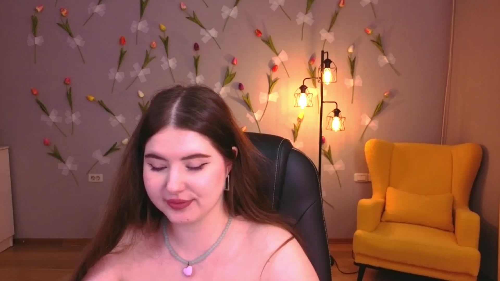 Gallery image thumbnail from EnigmaVeil's myfreecams stream on, 03/25/2026, 18:04 image 5 of 20