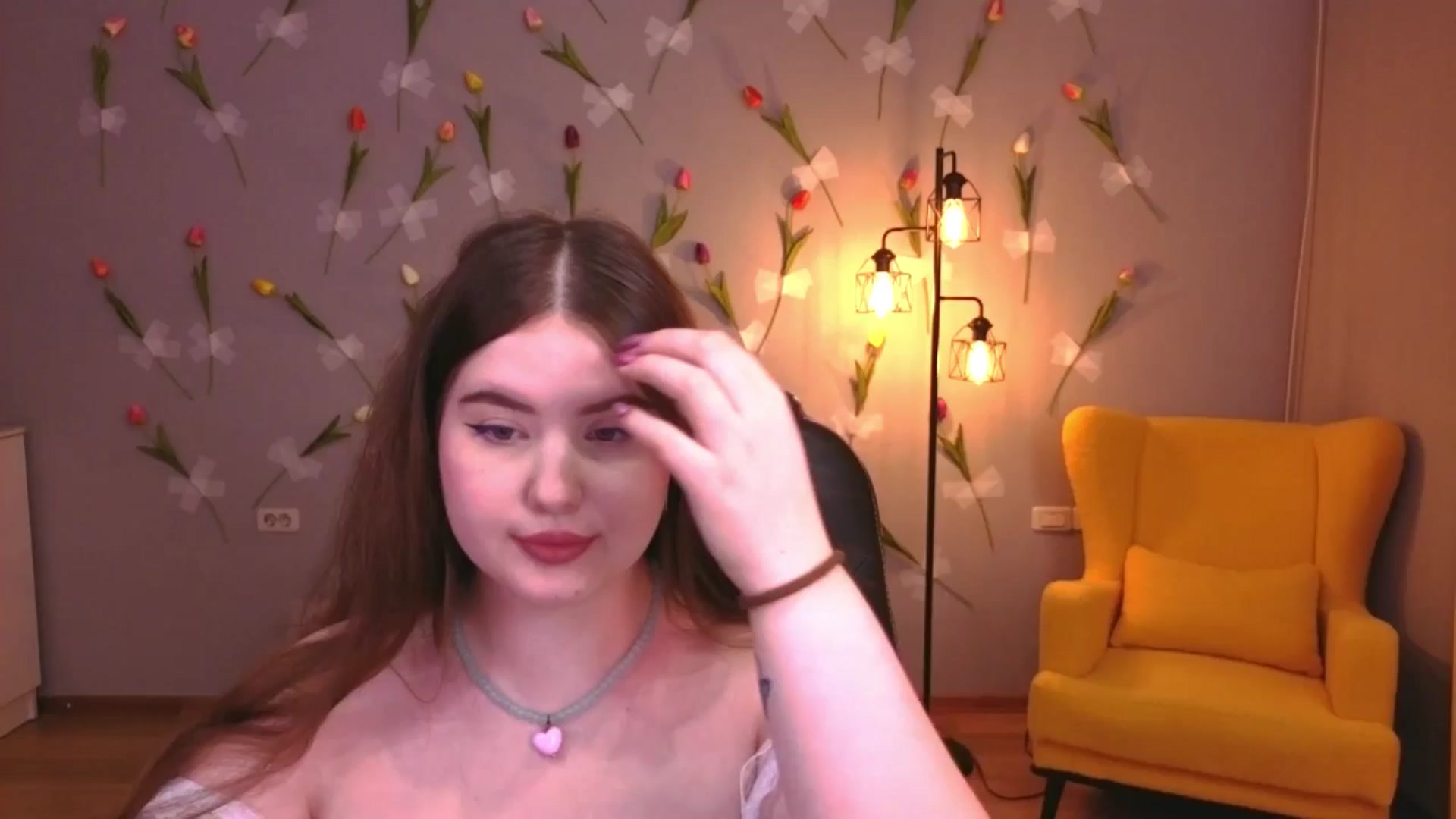 Gallery image thumbnail from EnigmaVeil's myfreecams stream on, 03/25/2026, 18:04 image 17 of 20