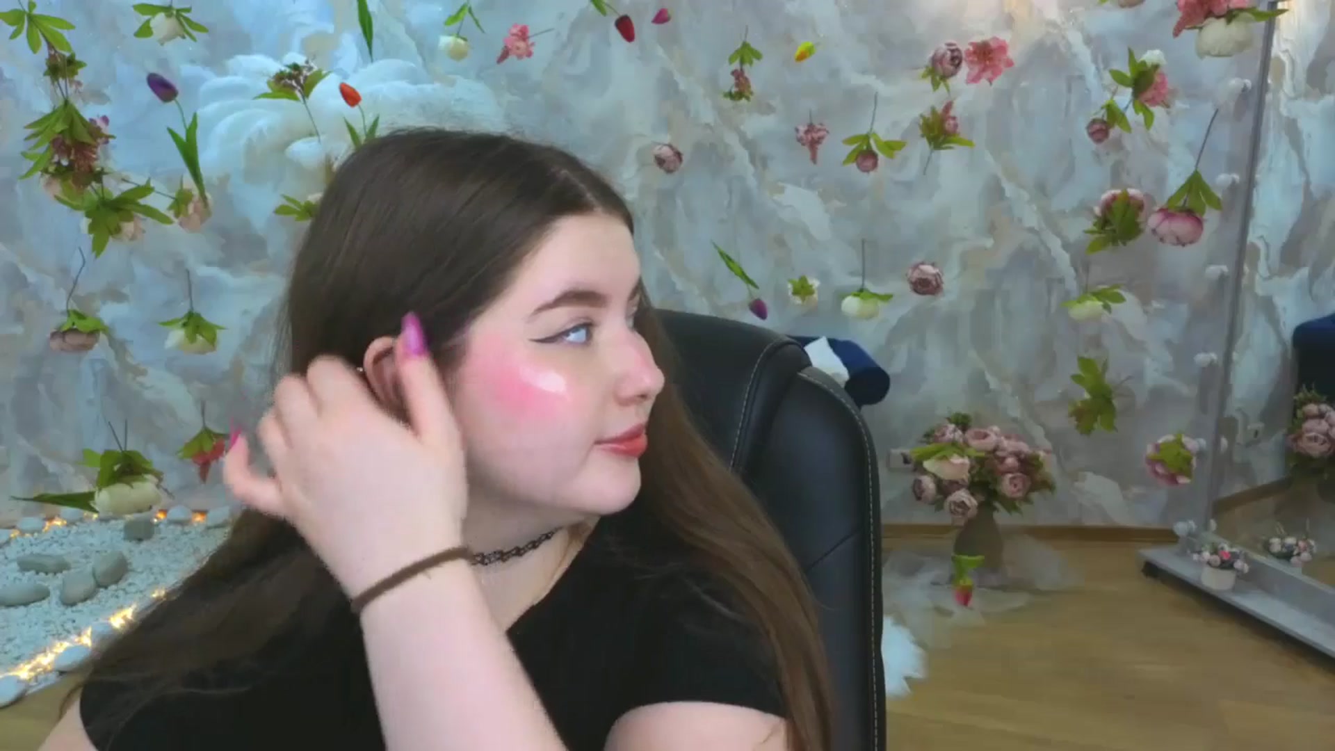 Gallery image thumbnail from EnigmaVeil's myfreecams stream on, 03/28/2026, 19:24 image 15 of 20