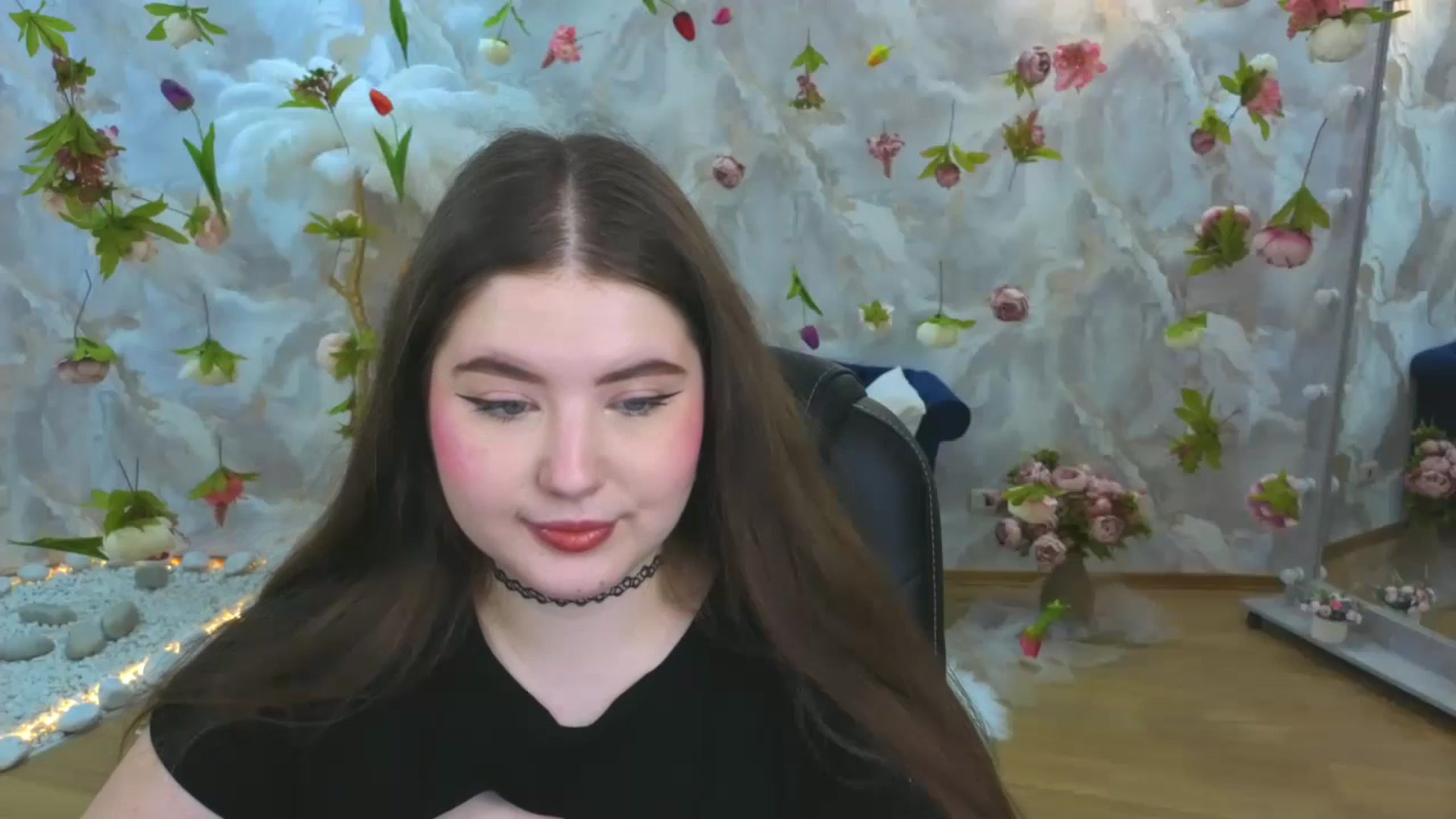 Gallery image thumbnail from EnigmaVeil's myfreecams stream on, 03/28/2026, 19:24 image 13 of 20