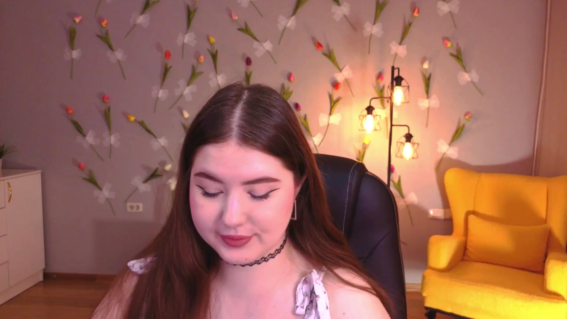 Gallery image thumbnail from EnigmaVeil's myfreecams stream on, 03/29/2026, 19:27 image 18 of 20