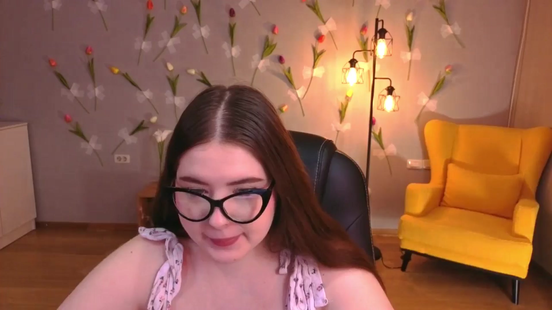 Gallery image thumbnail from EnigmaVeil's myfreecams stream on, 03/29/2026, 22:54 image 17 of 20