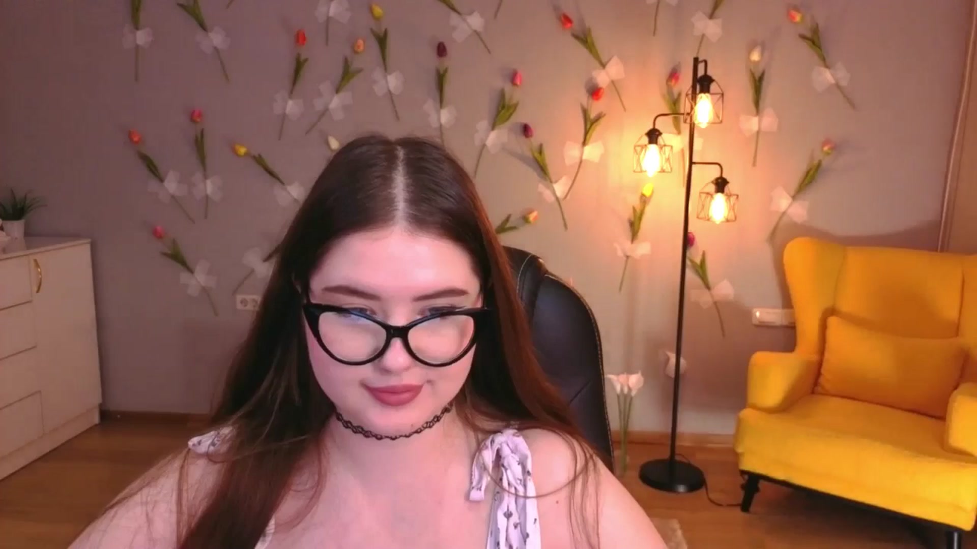 Gallery image thumbnail from EnigmaVeil's myfreecams stream on, 03/30/2026, 01:02 image 12 of 20