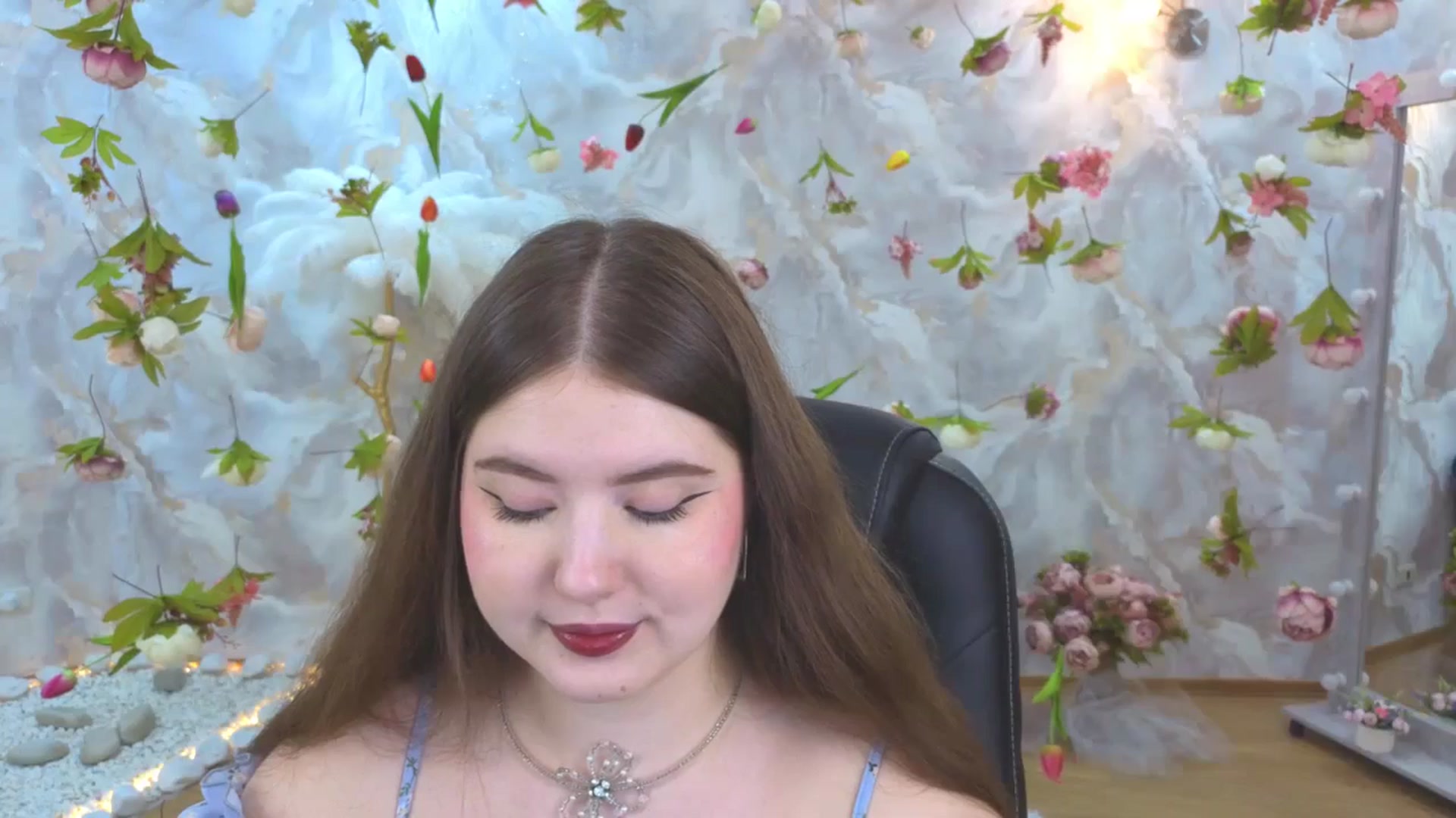 Gallery image thumbnail from EnigmaVeil's myfreecams stream on, 03/30/2026, 19:48 image 16 of 20