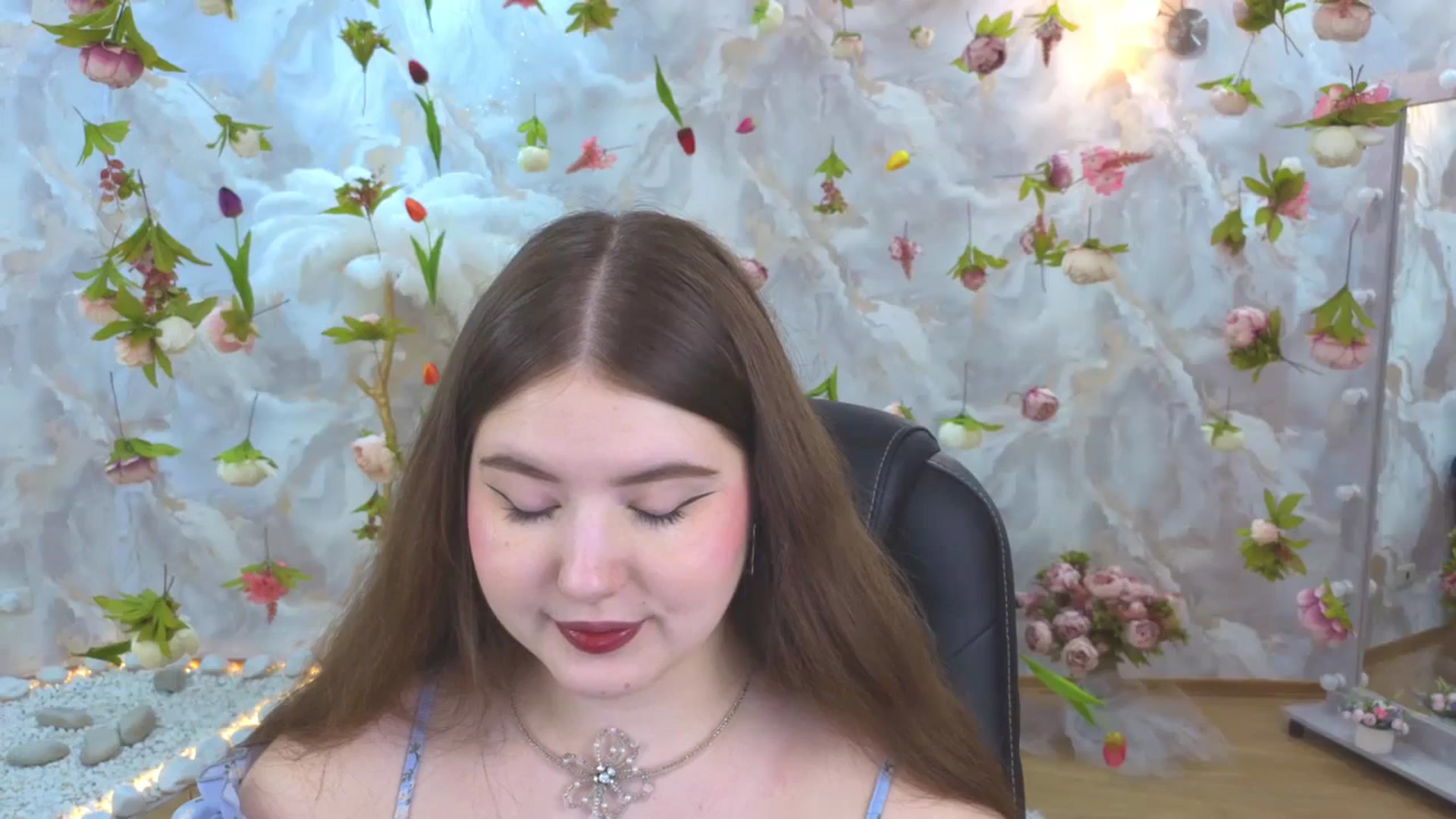 Gallery image thumbnail from EnigmaVeil's myfreecams stream on, 03/30/2026, 19:48 image 17 of 20