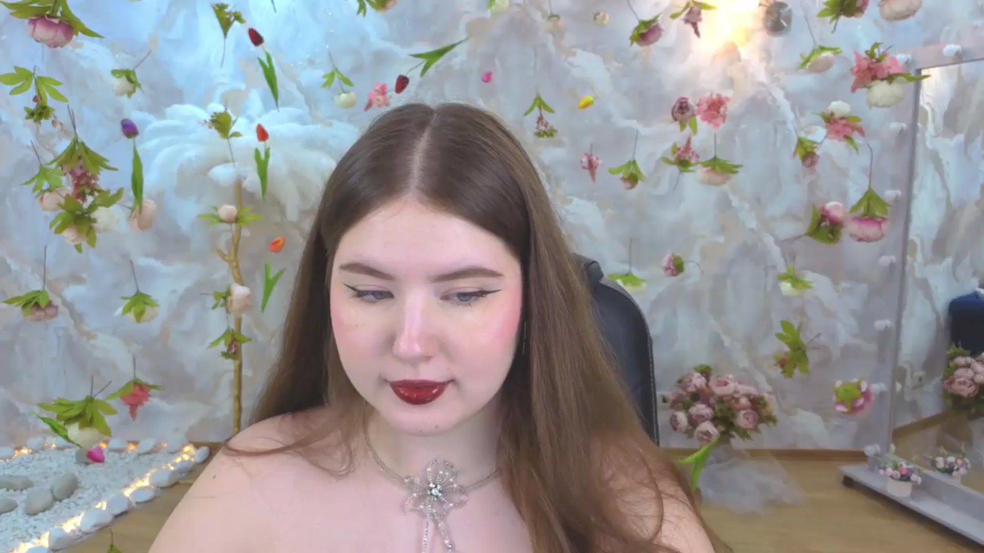 Gallery image thumbnail from EnigmaVeil's myfreecams stream on, 03/30/2026, 22:39 image 14 of 20