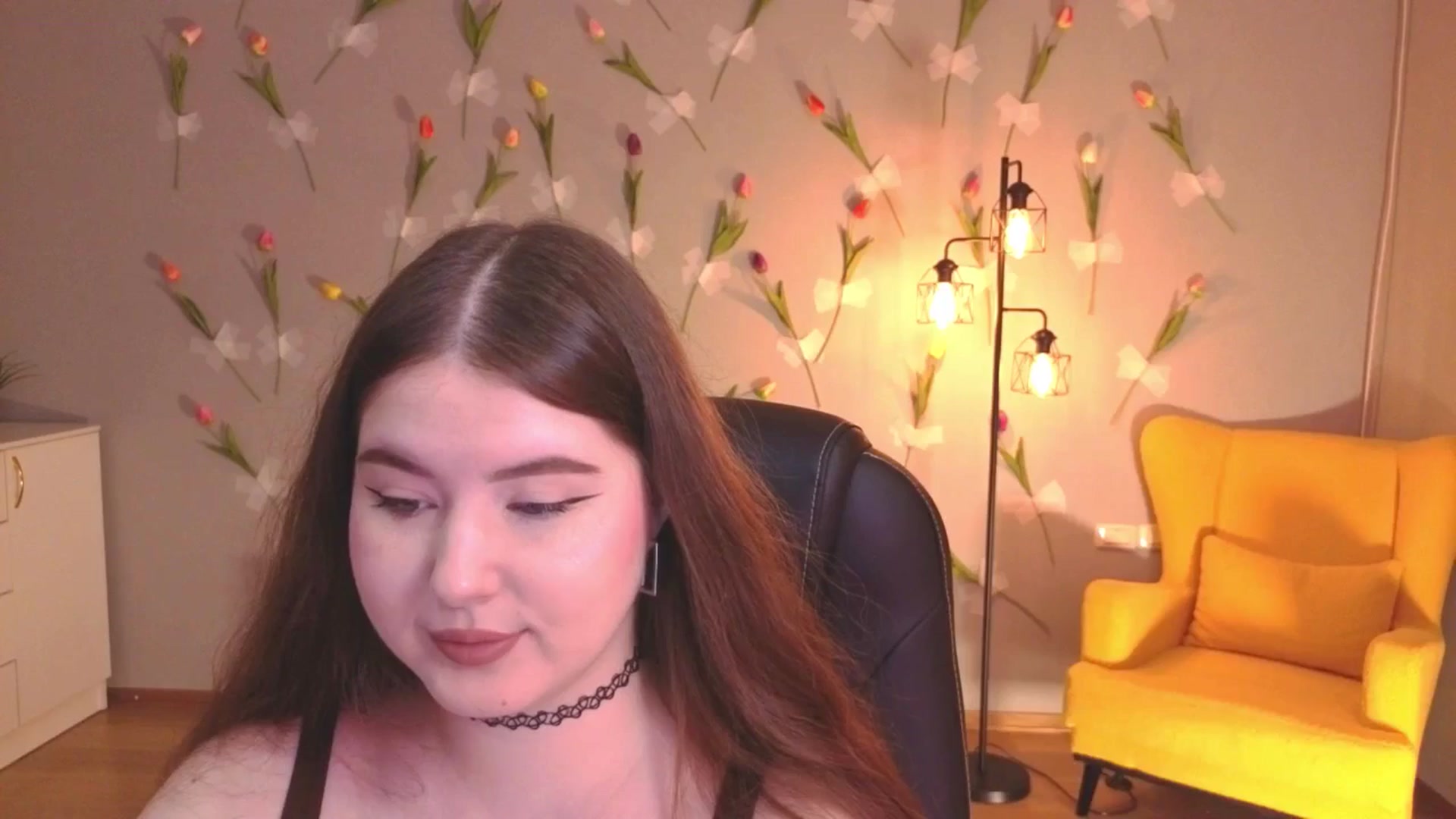 Gallery image thumbnail from EnigmaVeil's myfreecams stream on, 03/31/2026, 19:48 image 13 of 20