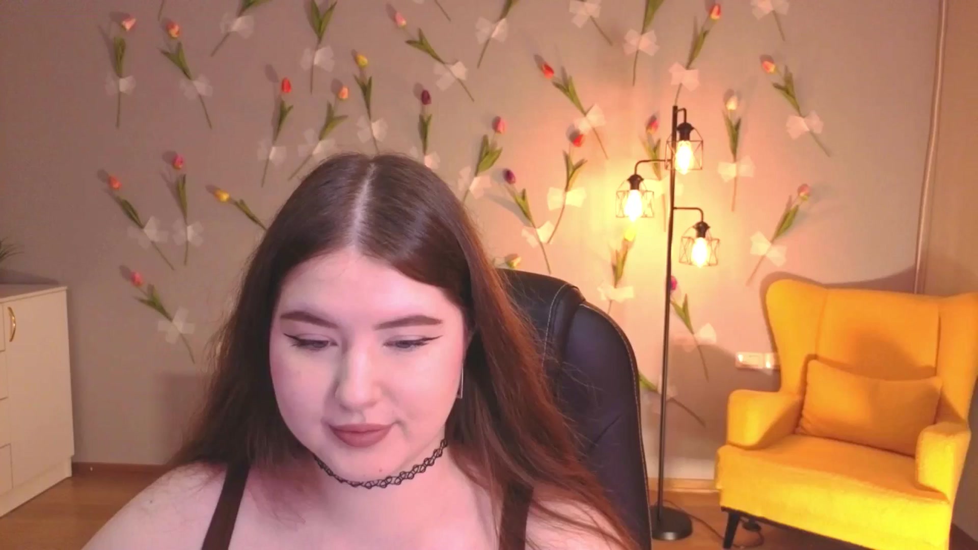 Gallery image thumbnail from EnigmaVeil's myfreecams stream on, 03/31/2026, 19:48 image 12 of 20