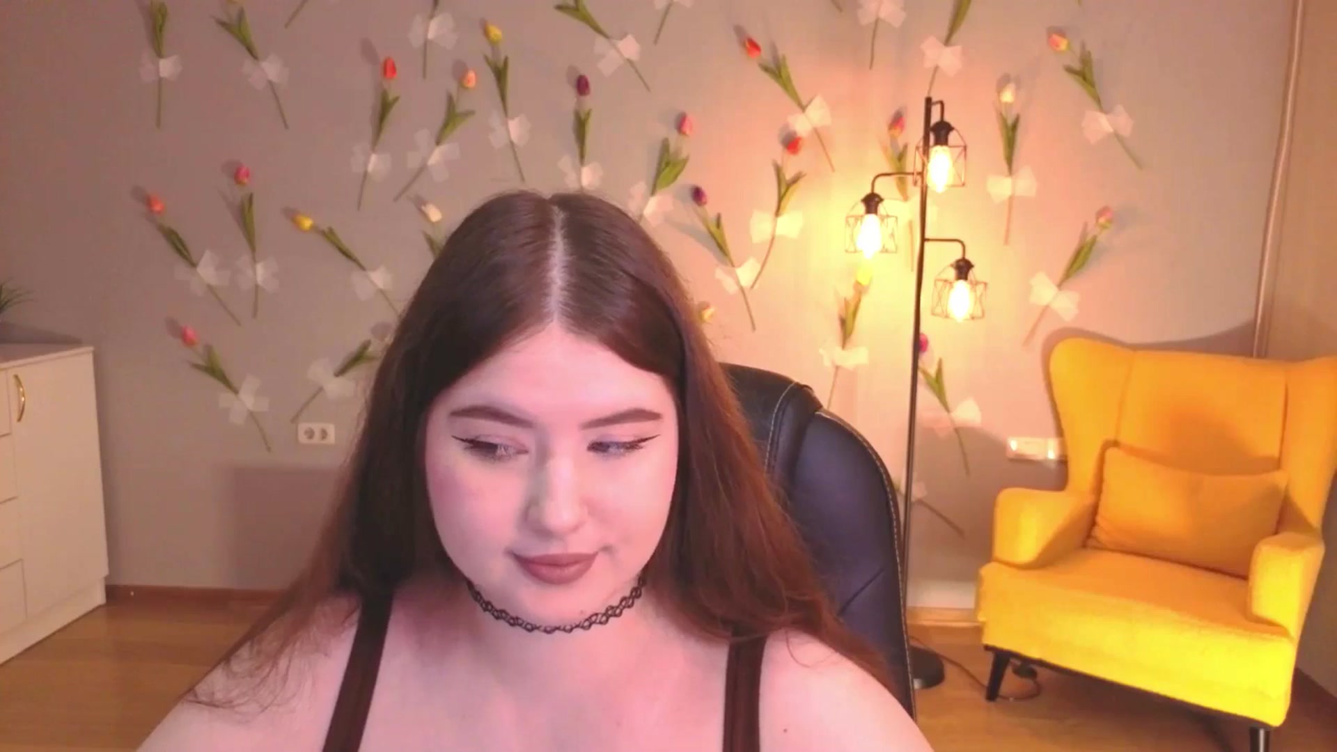 Gallery image thumbnail from EnigmaVeil's myfreecams stream on, 03/31/2026, 20:36 image 14 of 20