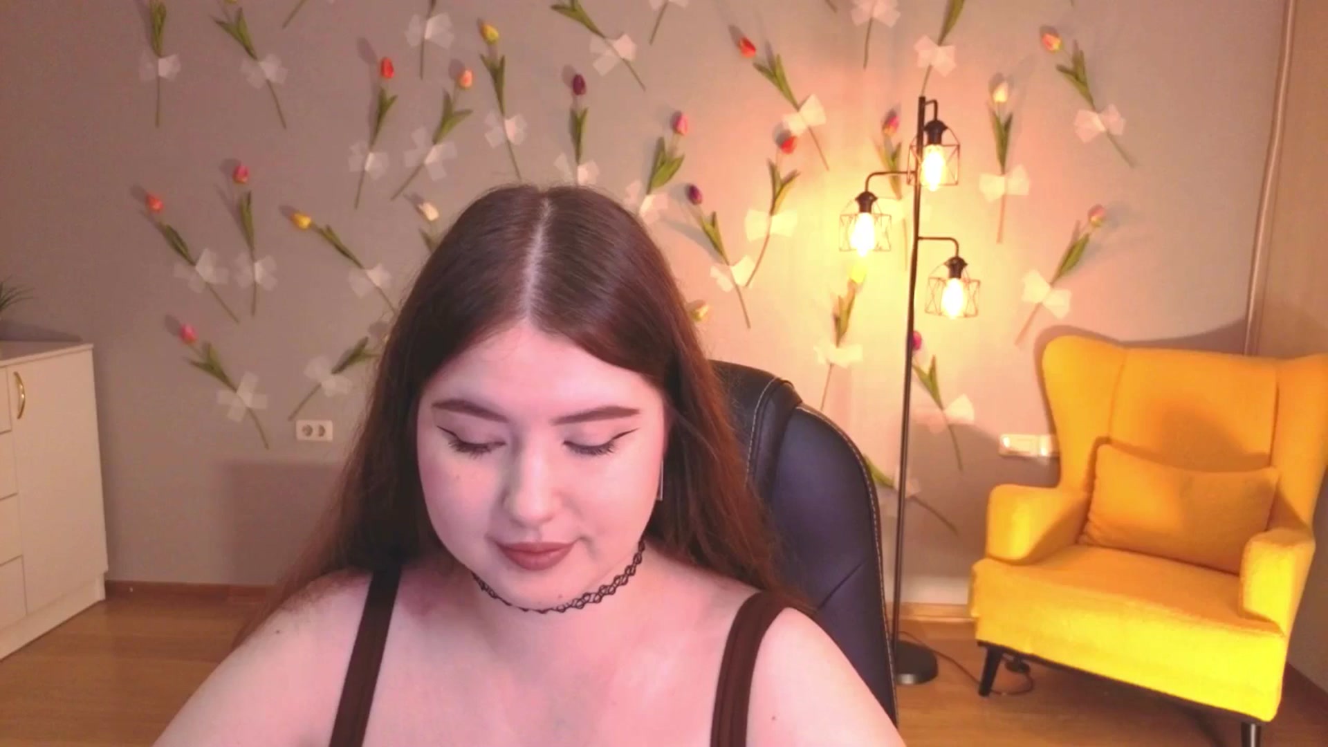 Gallery image thumbnail from EnigmaVeil's myfreecams stream on, 03/31/2026, 20:36 image 3 of 20