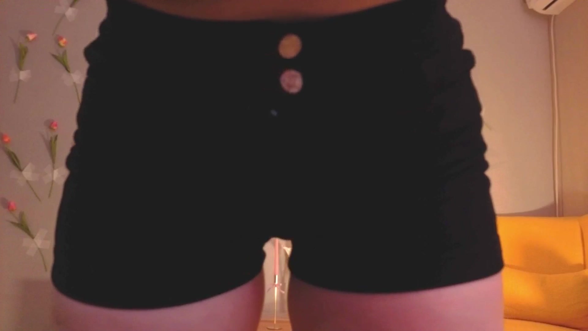 Gallery image thumbnail from EnigmaVeil's myfreecams stream on, 03/31/2026, 20:36 image 19 of 20