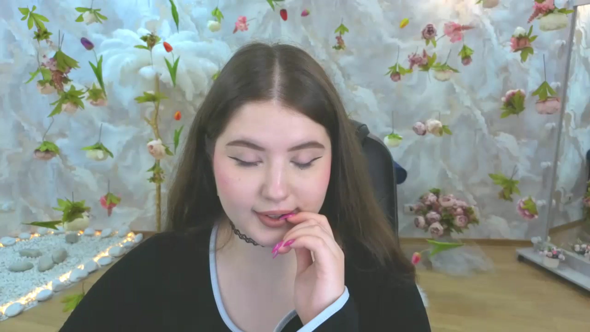 Gallery image thumbnail from EnigmaVeil's myfreecams stream on, 04/03/2026, 05:47 image 12 of 20