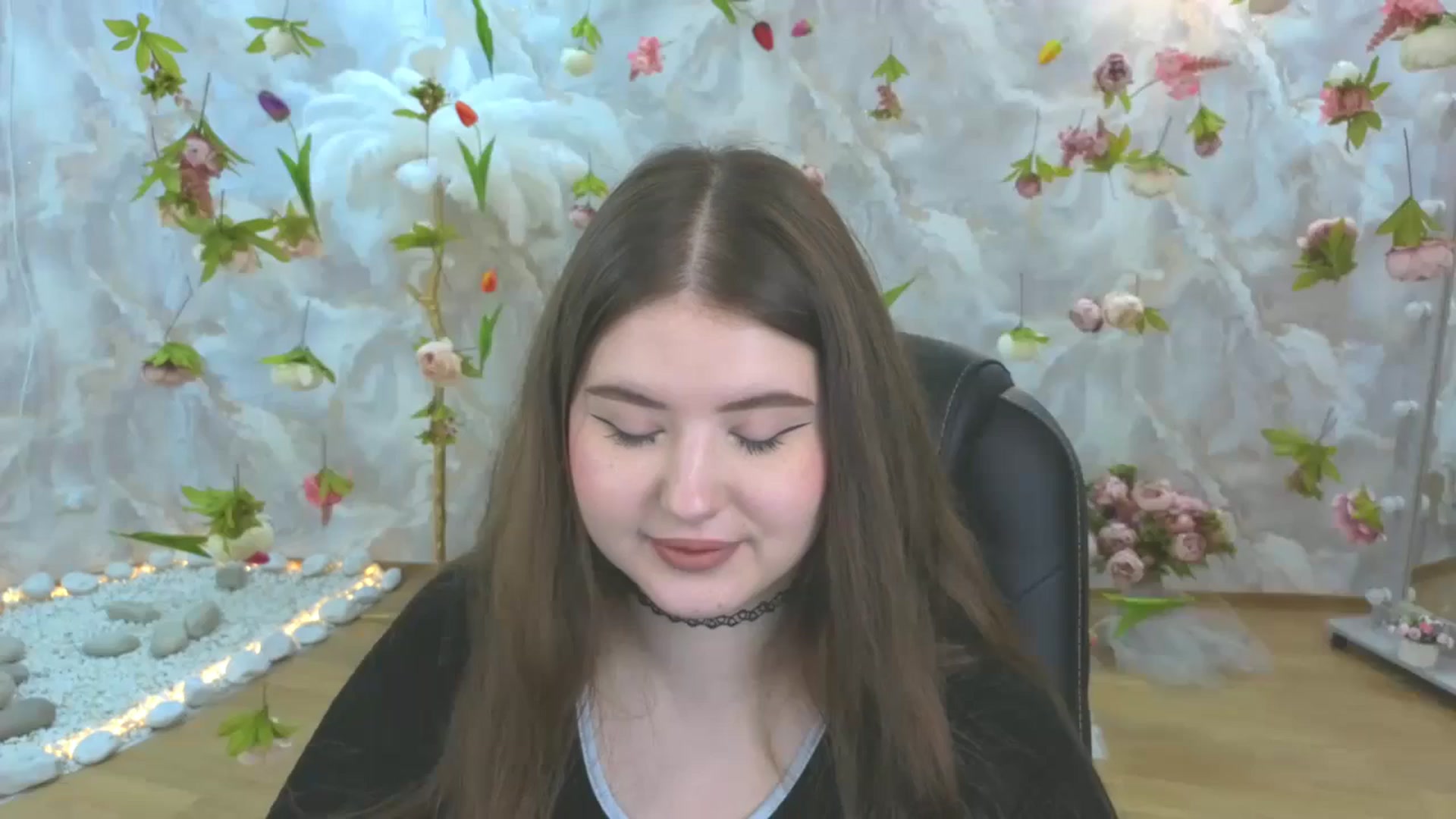 Gallery image thumbnail from EnigmaVeil's myfreecams stream on, 04/03/2026, 05:47 image 2 of 20