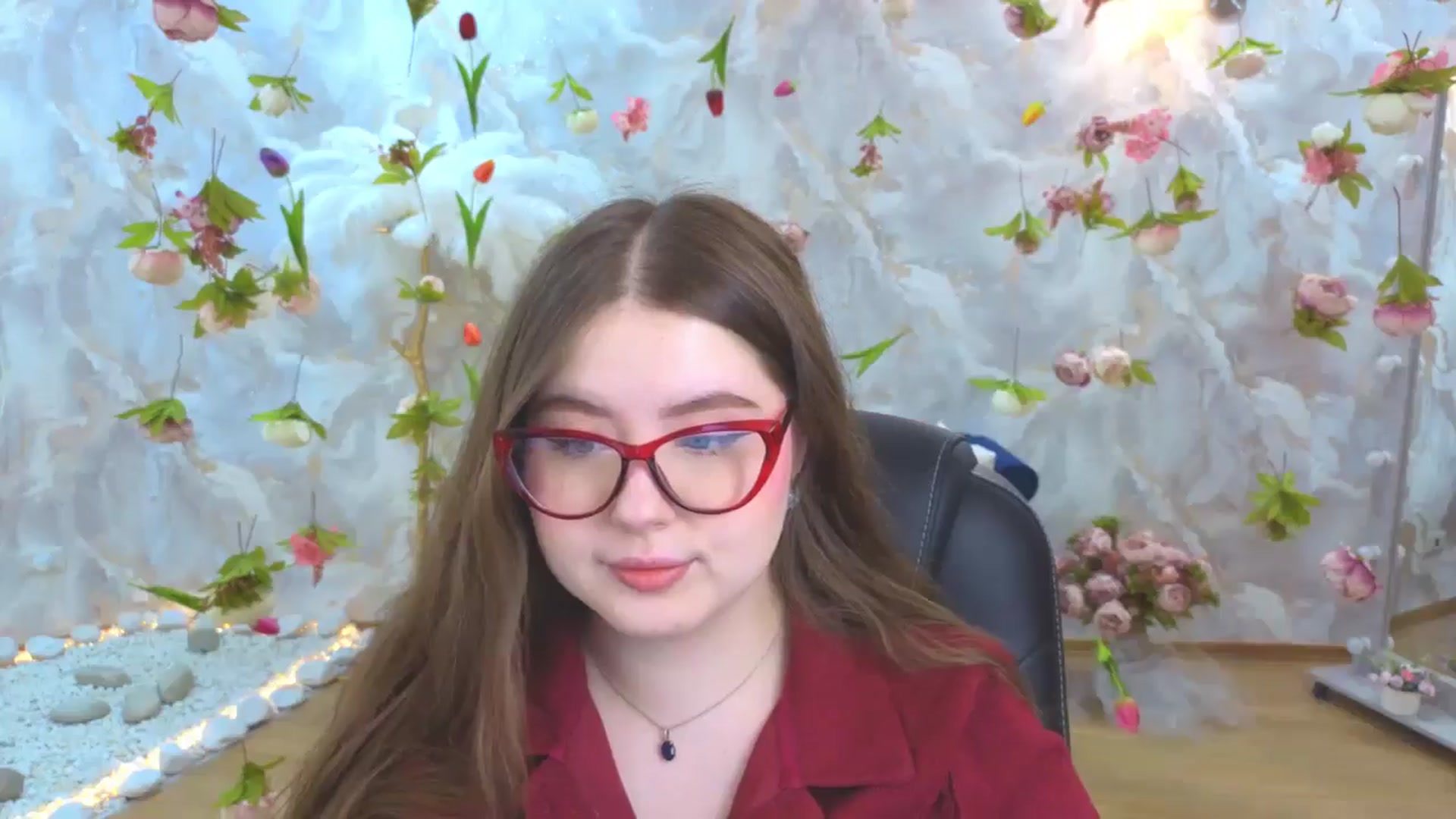 Gallery image thumbnail from EnigmaVeil's myfreecams stream on, 04/05/2026, 18:27 image 19 of 20