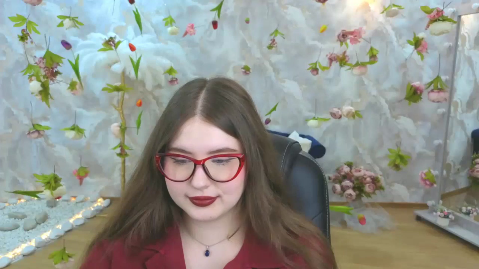 Gallery image thumbnail from EnigmaVeil's myfreecams stream on, 04/05/2026, 23:47 image 15 of 20