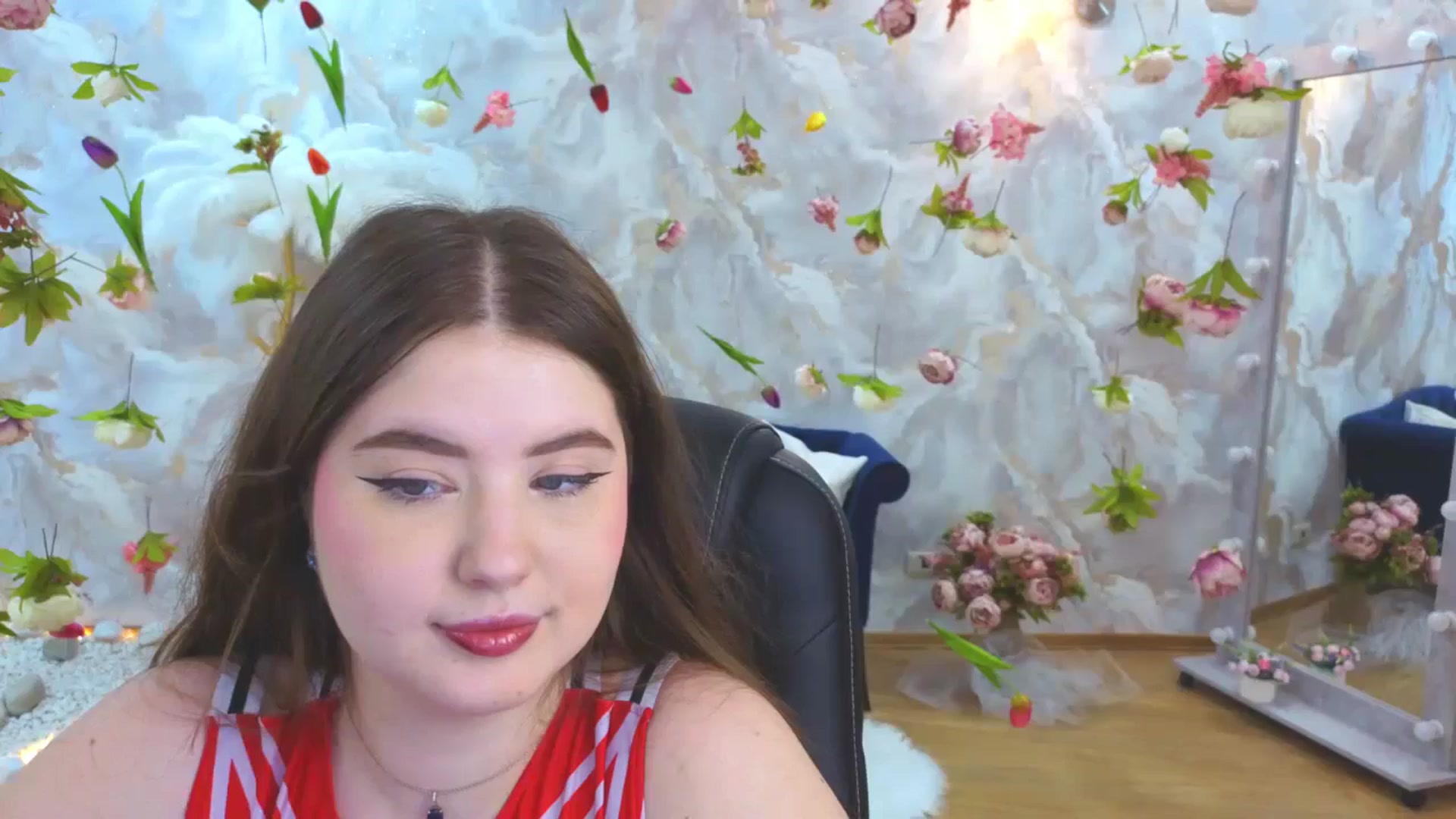 Gallery image thumbnail from EnigmaVeil's myfreecams stream on, 04/06/2026, 23:48 image 19 of 20