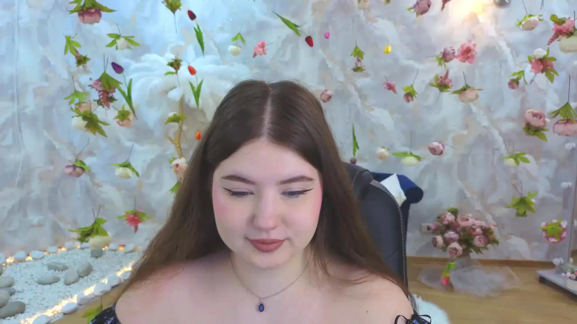 Gallery image thumbnail from EnigmaVeil's myfreecams stream on, 04/07/2026, 20:45 image 1 of 20