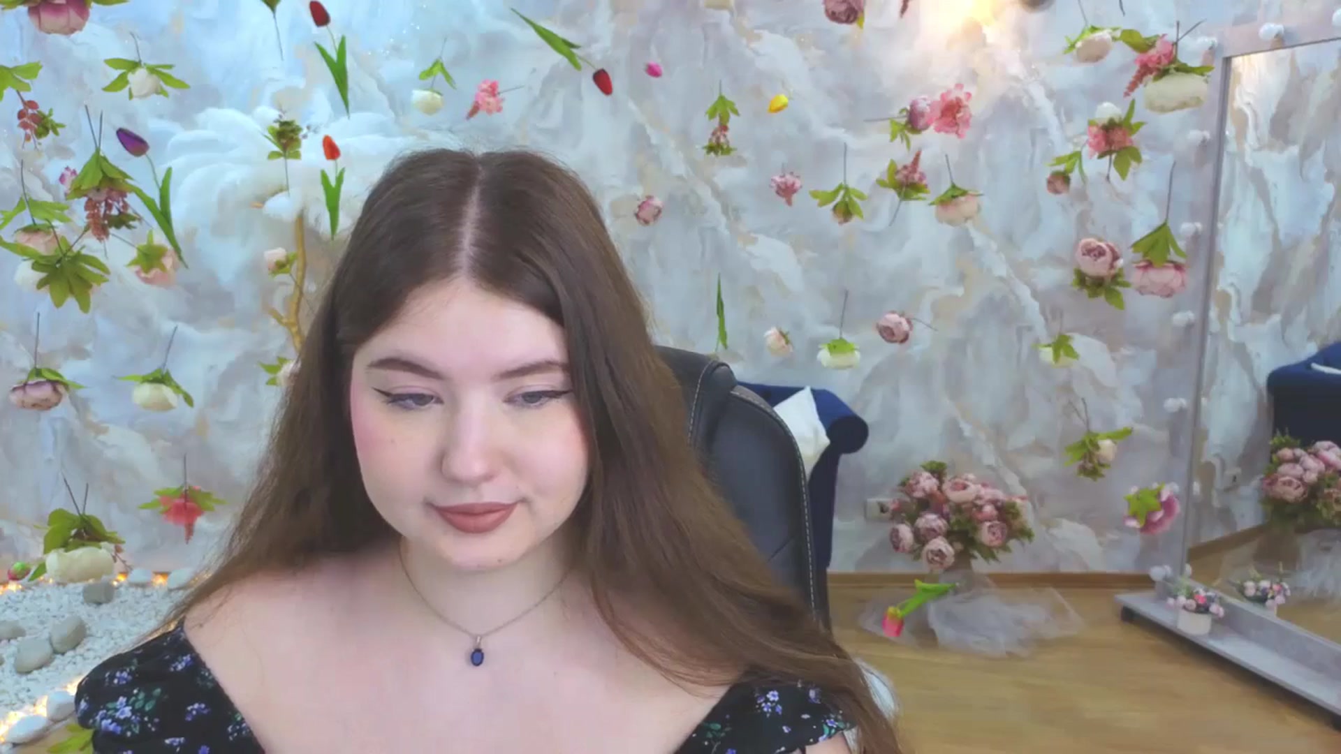 Gallery image thumbnail from EnigmaVeil's myfreecams stream on, 04/07/2026, 23:48 image 6 of 20