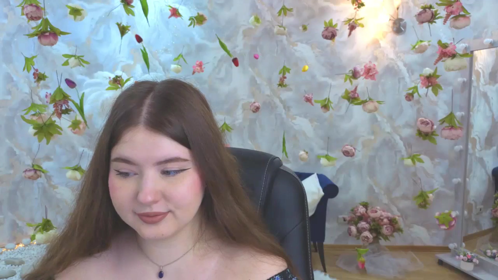 Gallery image thumbnail from EnigmaVeil's myfreecams stream on, 04/07/2026, 23:48 image 10 of 20
