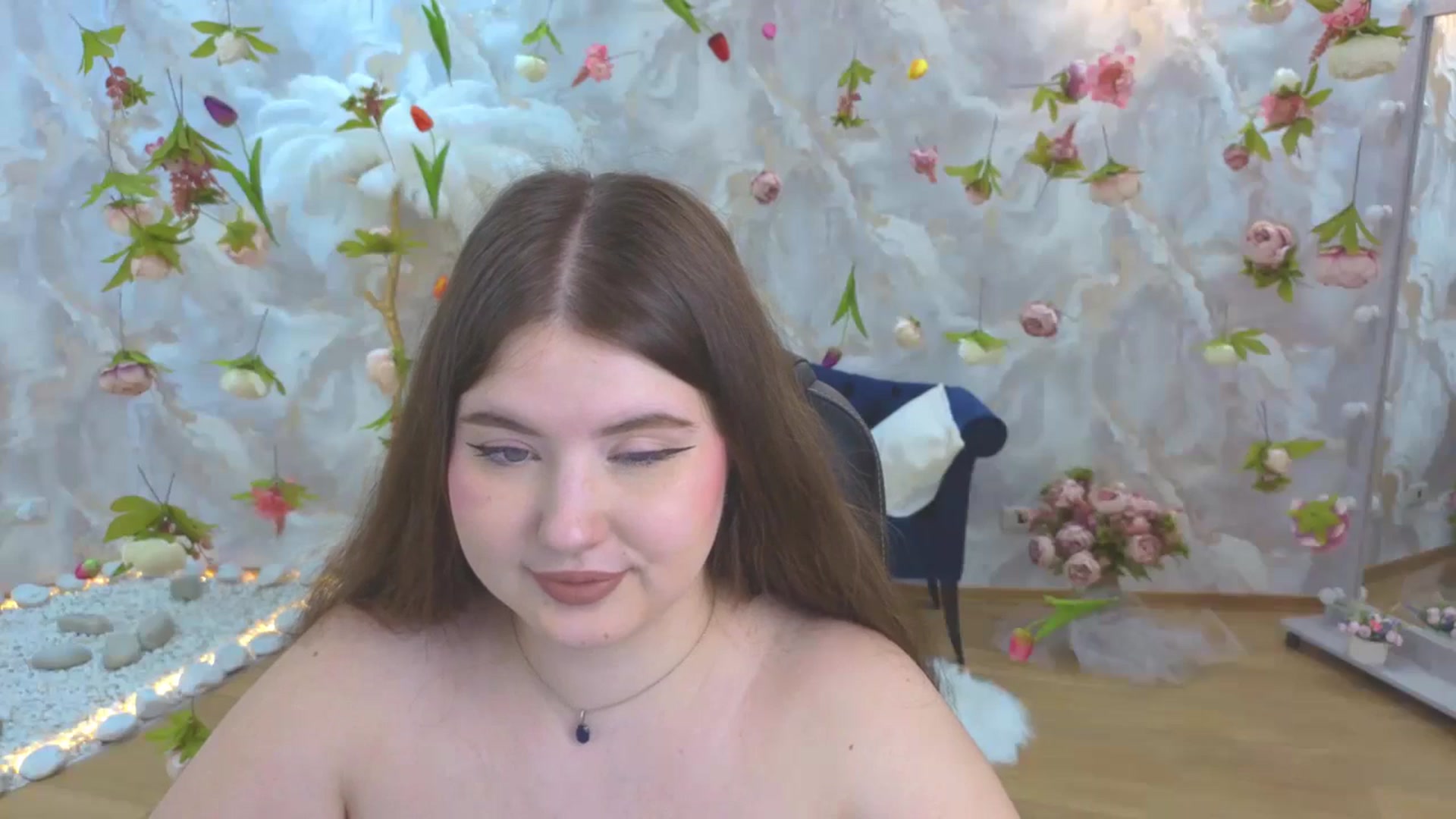 Gallery image thumbnail from EnigmaVeil's myfreecams stream on, 04/08/2026, 24:52 image 19 of 20