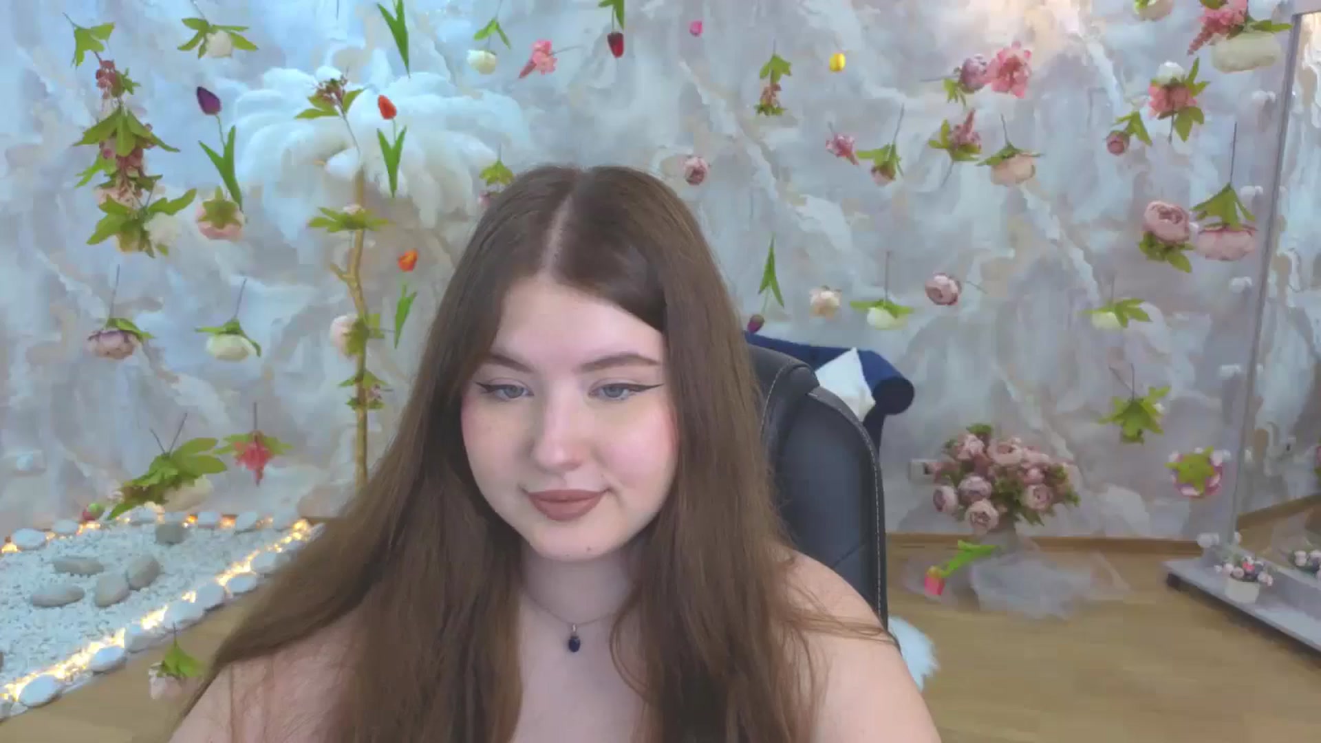 Gallery image thumbnail from EnigmaVeil's myfreecams stream on, 04/08/2026, 24:52 image 20 of 20