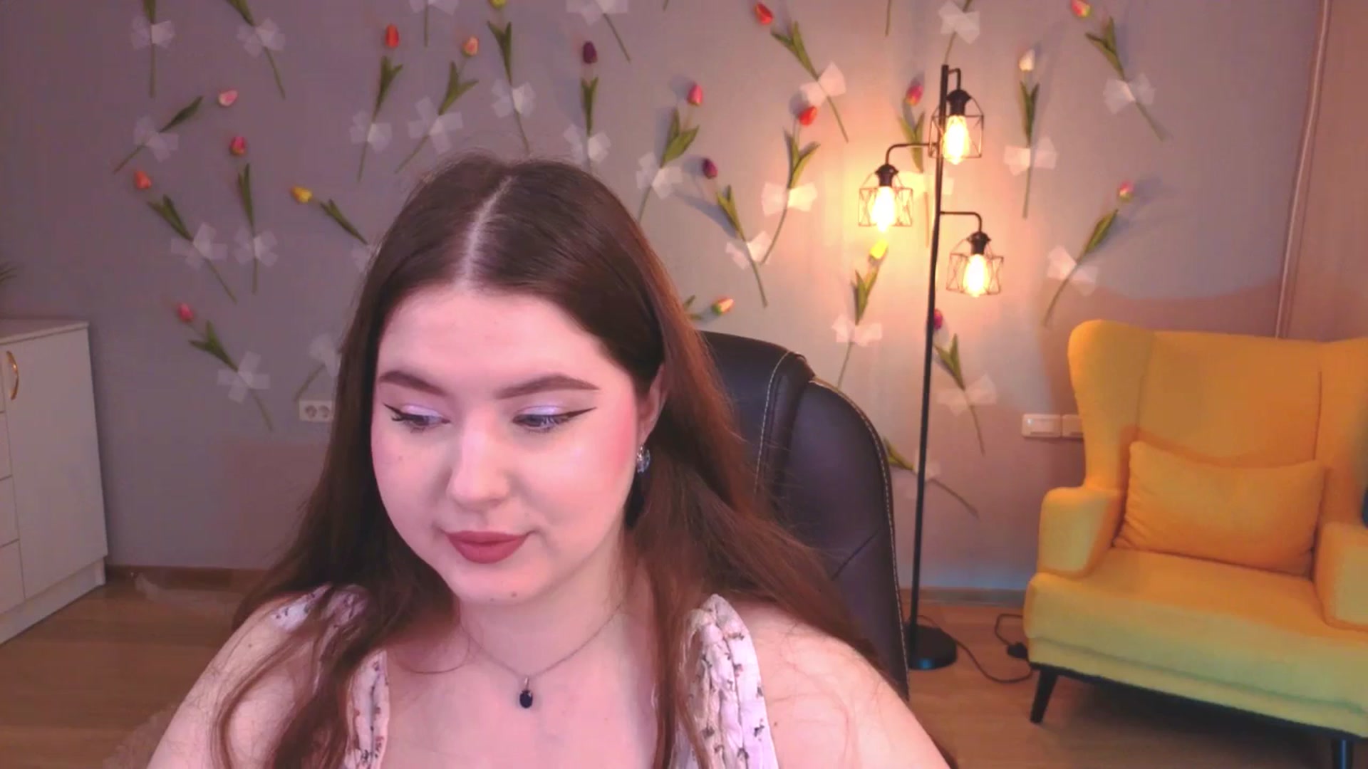 Gallery image thumbnail from EnigmaVeil's myfreecams stream on, 04/09/2026, 04:07 image 14 of 20