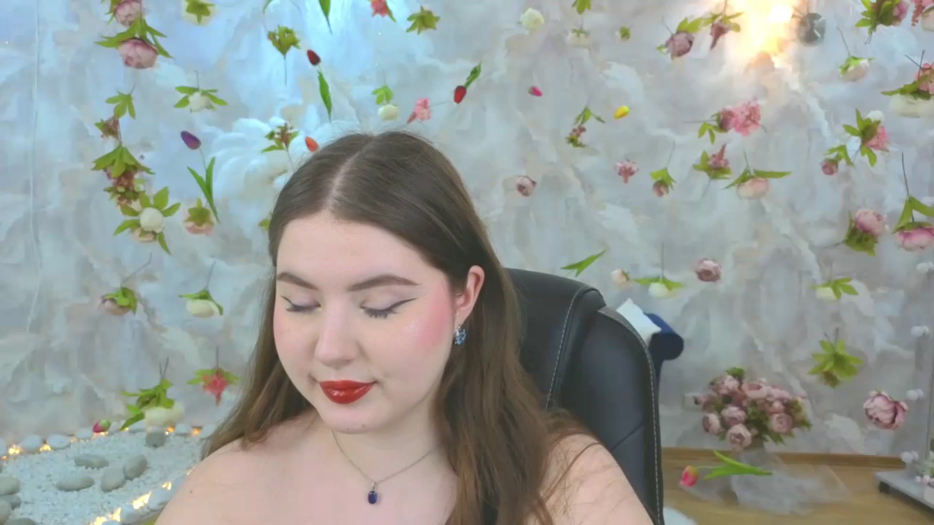 Gallery image thumbnail from EnigmaVeil's myfreecams stream on, 04/10/2026, 09:53 image 5 of 20