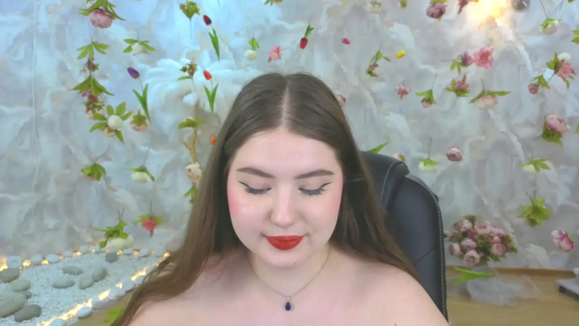 Gallery image thumbnail from EnigmaVeil's myfreecams stream on, 04/10/2026, 11:07 image 18 of 20