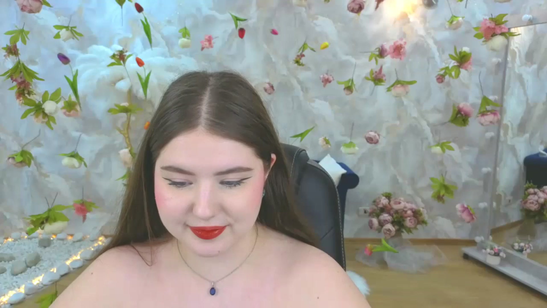 Gallery image thumbnail from EnigmaVeil's myfreecams stream on, 04/10/2026, 11:07 image 5 of 20
