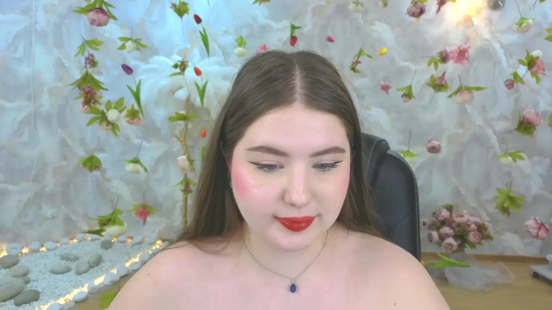 Gallery image thumbnail from EnigmaVeil's myfreecams stream on, 04/10/2026, 11:07 image 16 of 20