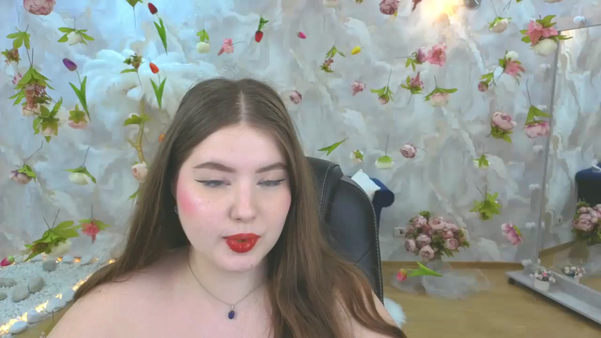Gallery image thumbnail from EnigmaVeil's myfreecams stream on, 04/10/2026, 11:07 image 2 of 20