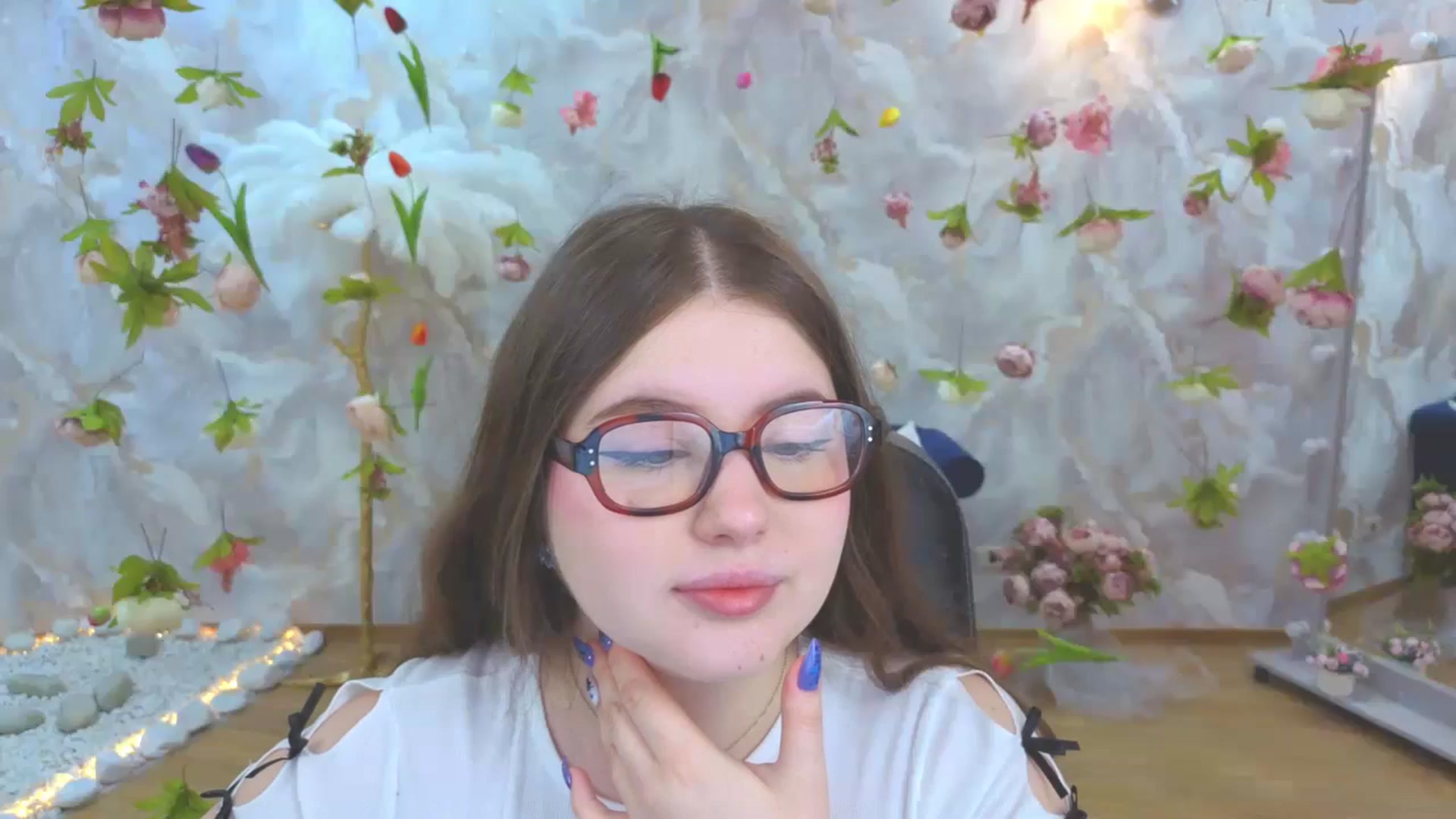Gallery image thumbnail from EnigmaVeil's myfreecams stream on, 04/12/2026, 19:33 image 11 of 20