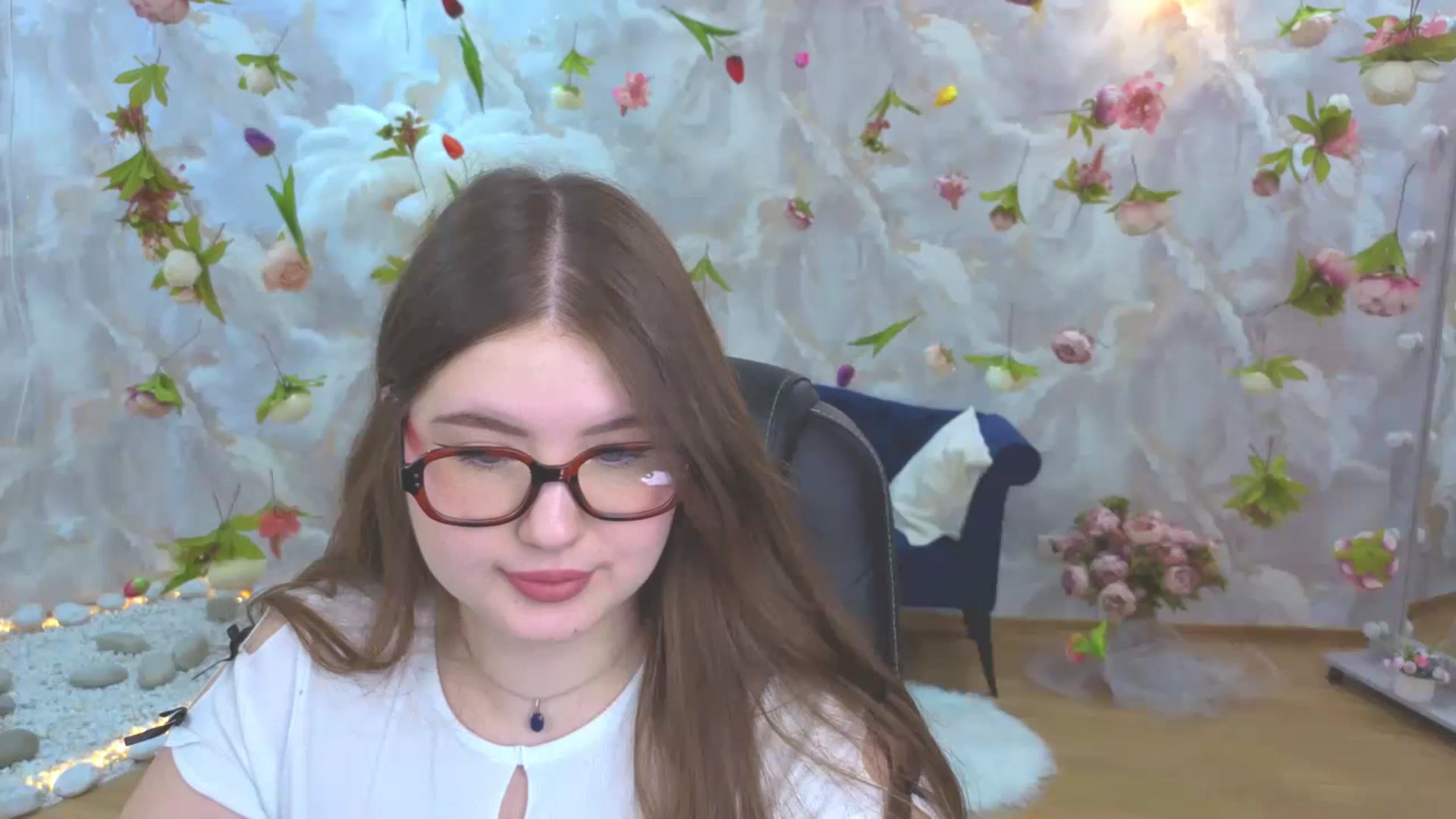 Gallery image thumbnail from EnigmaVeil's myfreecams stream on, 04/12/2026, 21:47 image 13 of 20