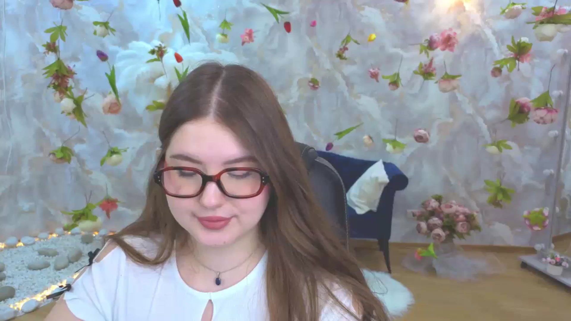 Gallery image thumbnail from EnigmaVeil's myfreecams stream on, 04/12/2026, 21:47 image 11 of 20