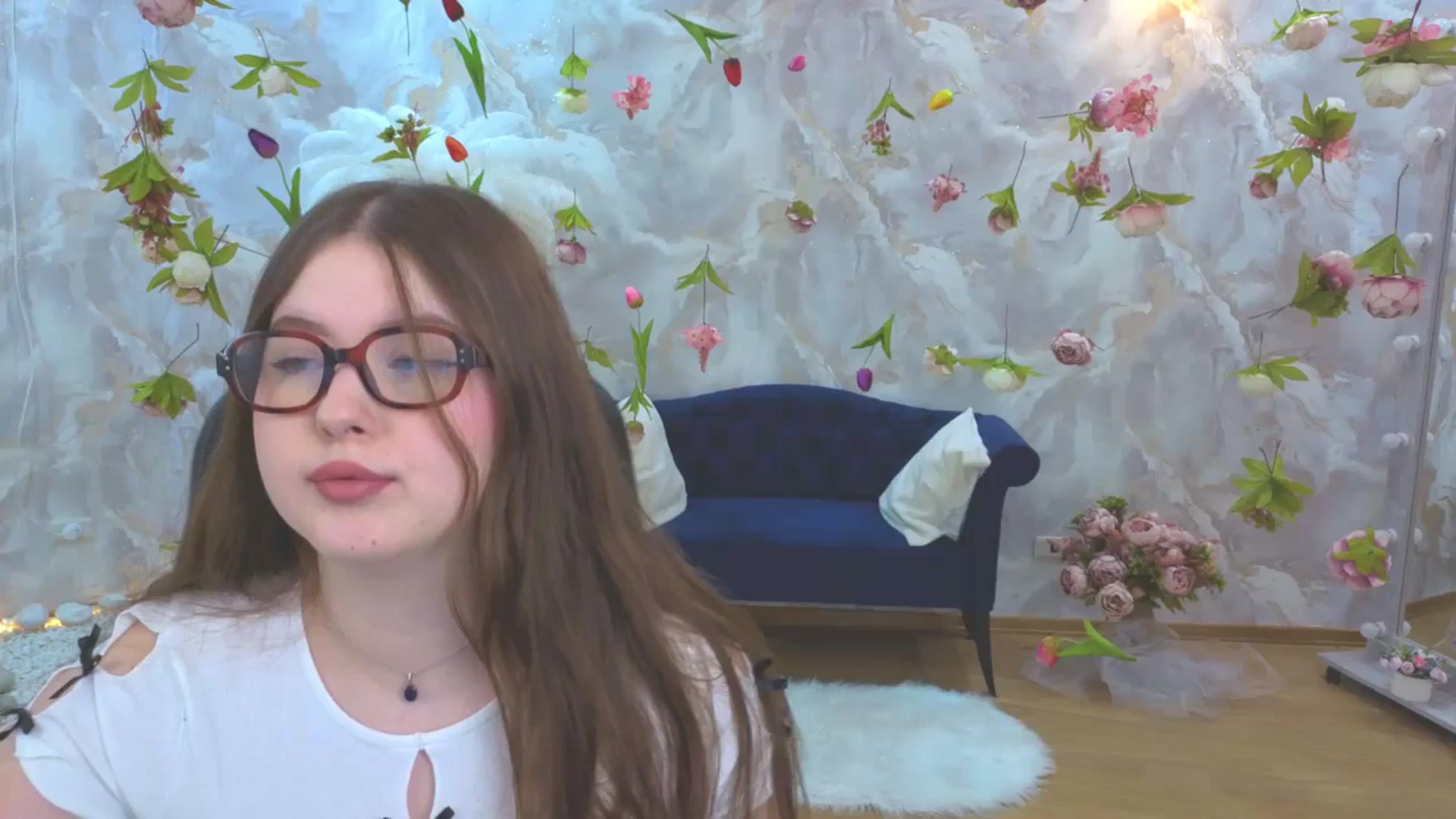 Gallery image thumbnail from EnigmaVeil's myfreecams stream on, 04/12/2026, 21:47 image 8 of 20