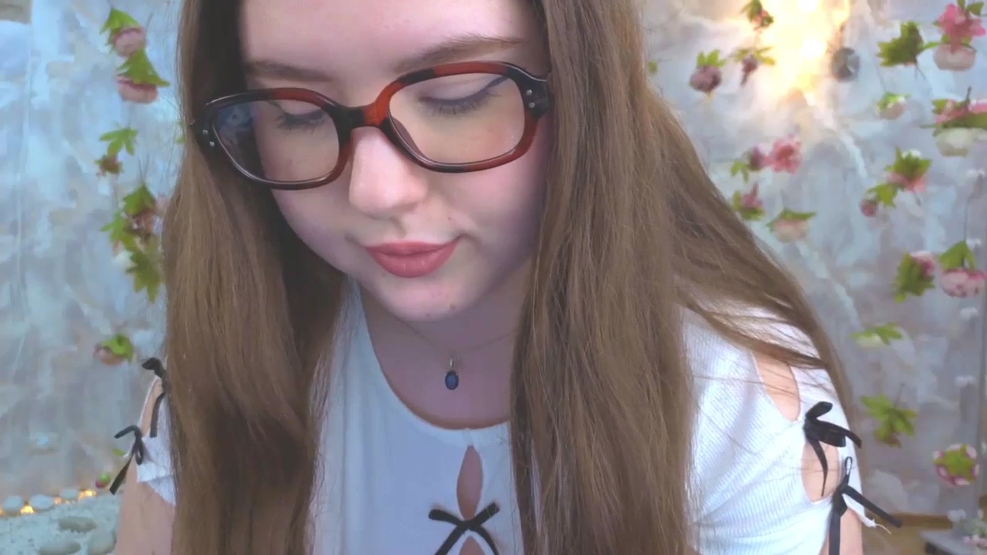 Gallery image thumbnail from EnigmaVeil's myfreecams stream on, 04/12/2026, 21:47 image 3 of 20