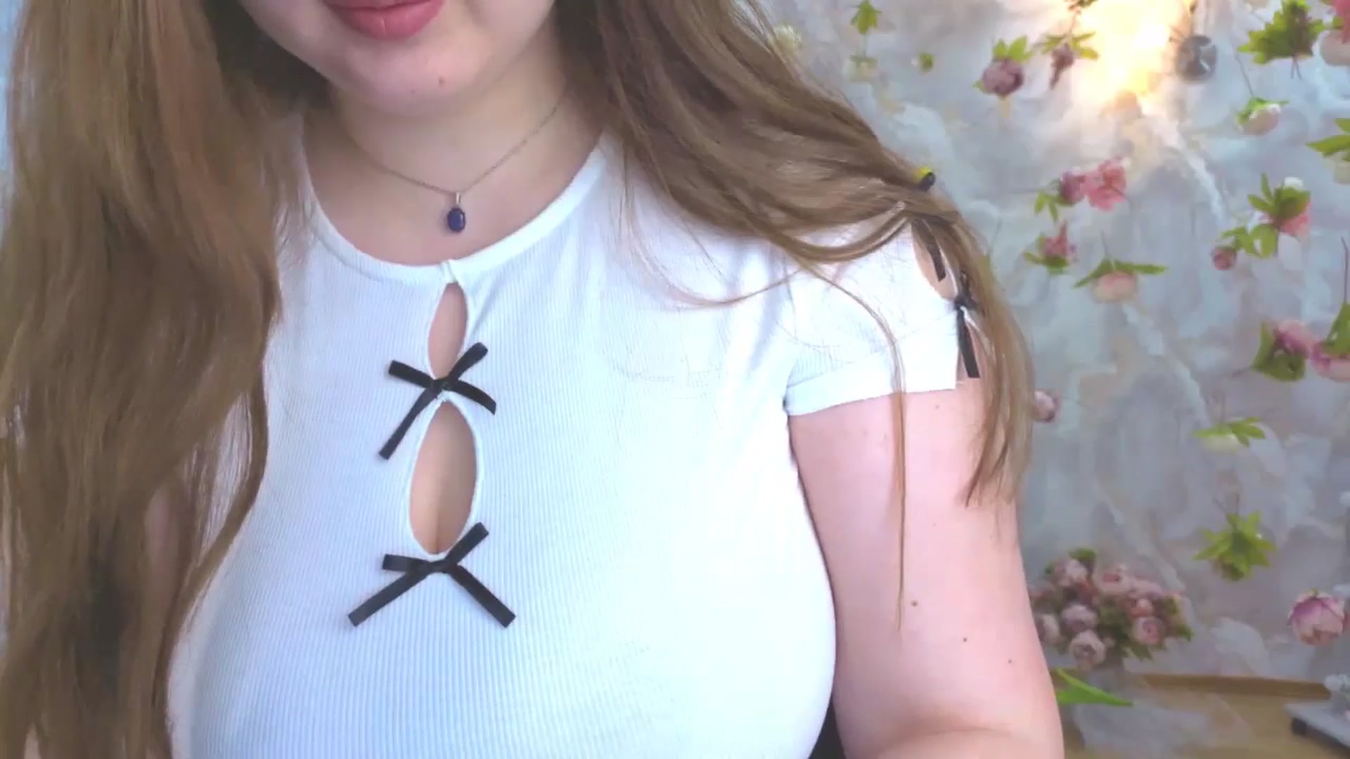 Gallery image thumbnail from EnigmaVeil's myfreecams stream on, 04/12/2026, 22:59 image 5 of 20