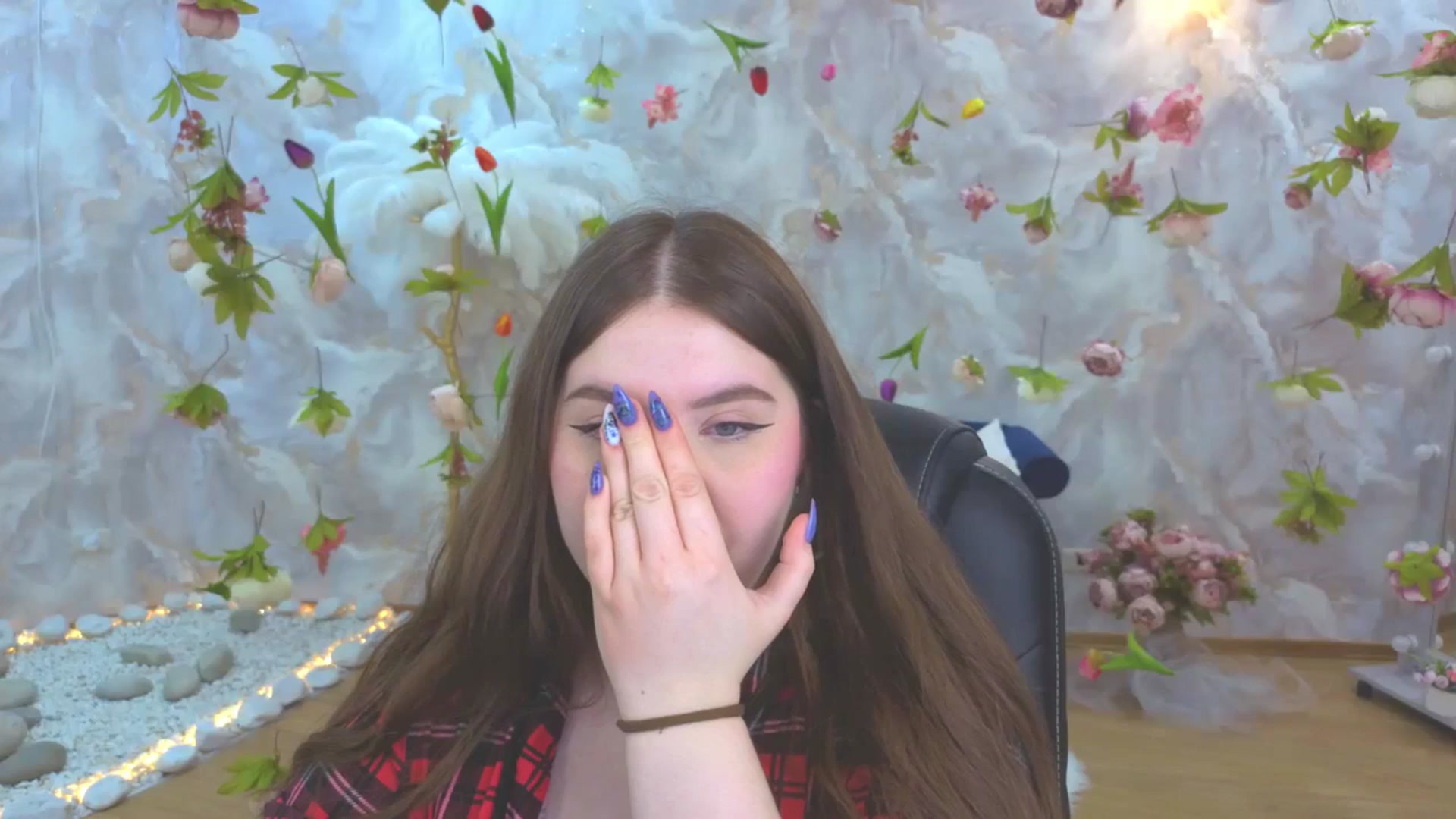 Gallery image thumbnail from EnigmaVeil's myfreecams stream on, 04/12/2026, 22:59 image 20 of 20